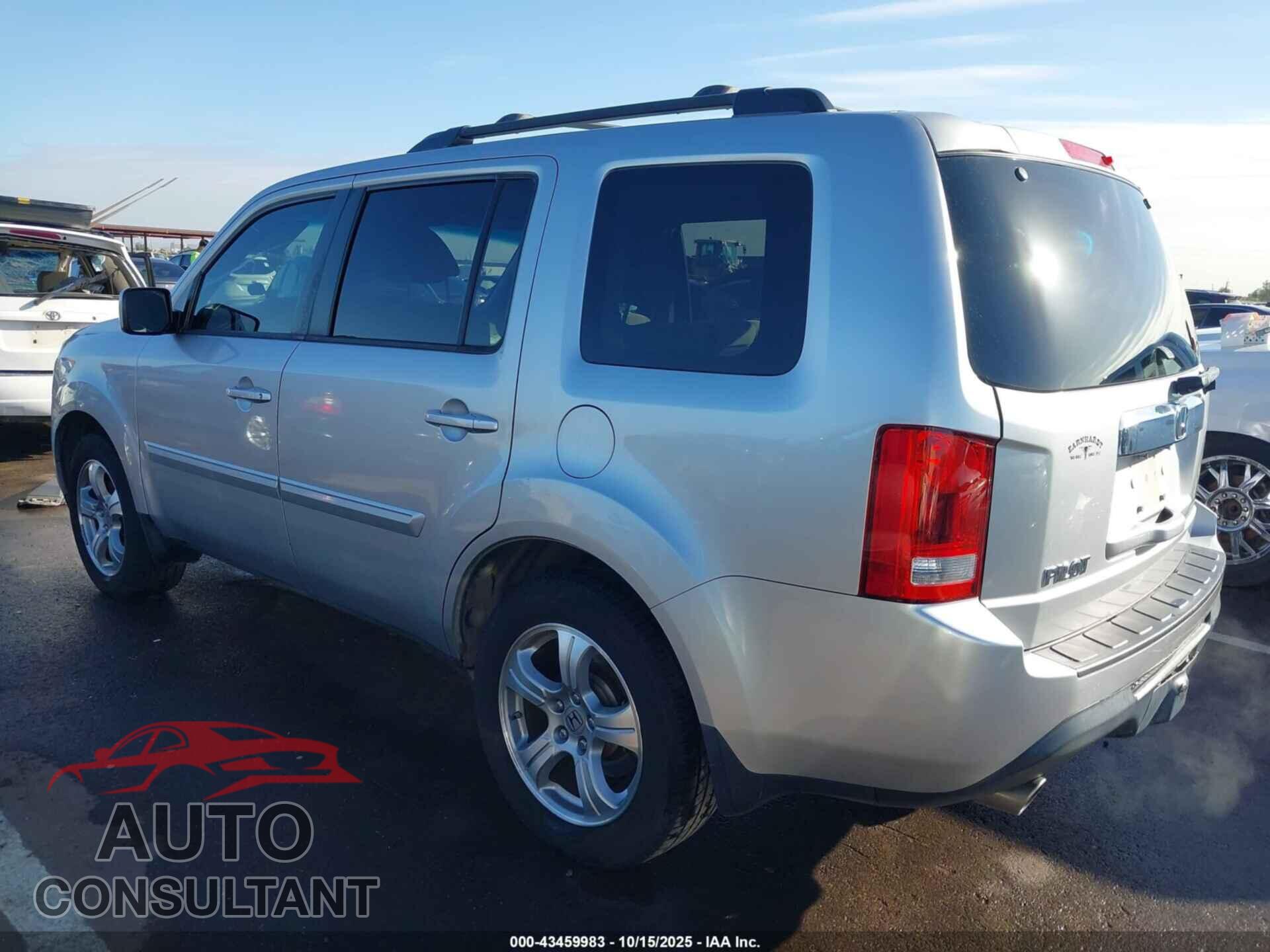 HONDA PILOT 2013 - 5FNYF3H40DB019021