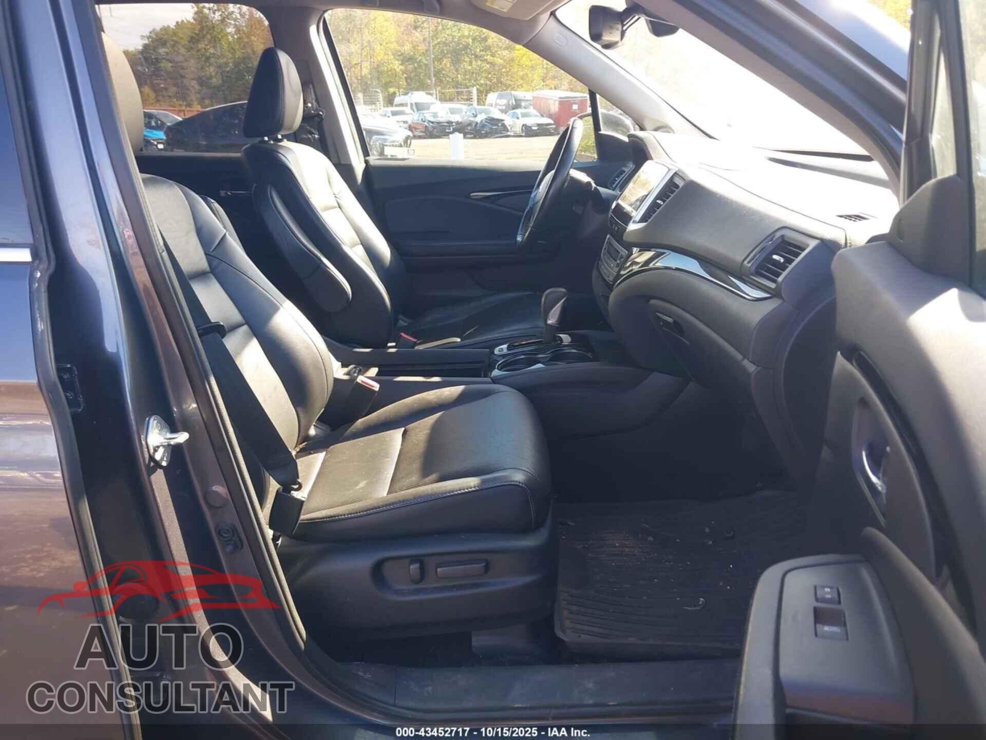 HONDA RIDGELINE 2018 - 5FPYK3F77JB014457