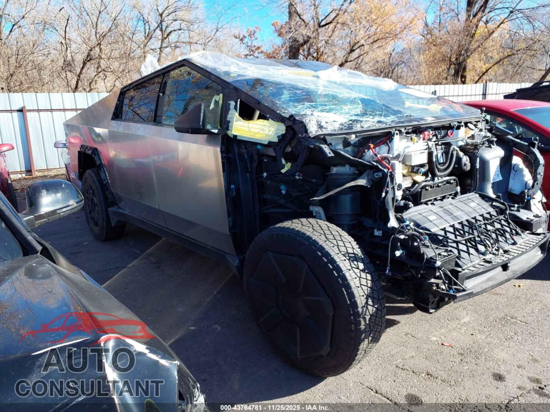 TESLA CYBERTRUCK 2024 - 7G2CEHED2RA038881