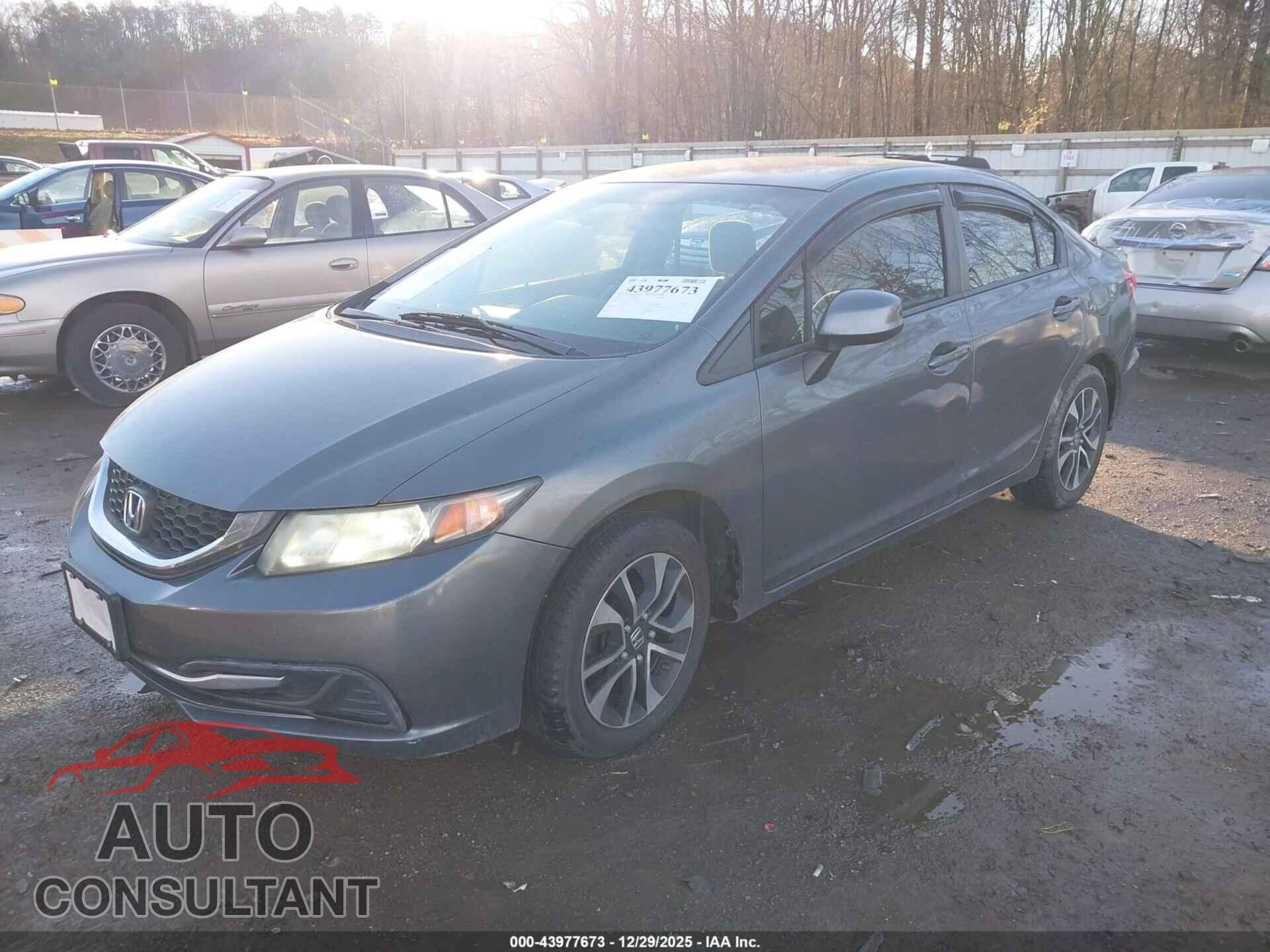 HONDA CIVIC 2013 - 2HGFB2F58DH511140
