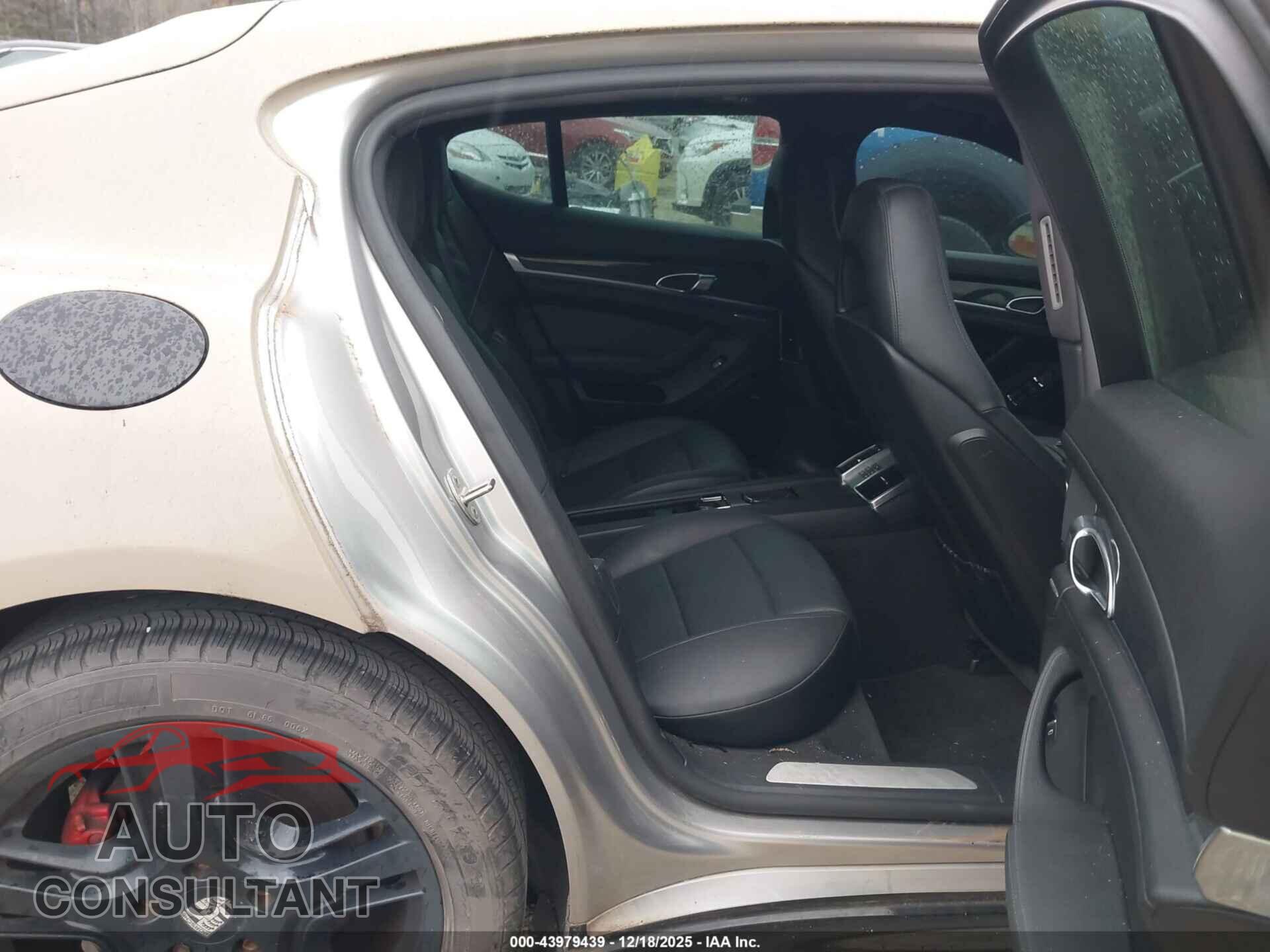 PORSCHE PANAMERA 2010 - WP0AB2A77AL061044