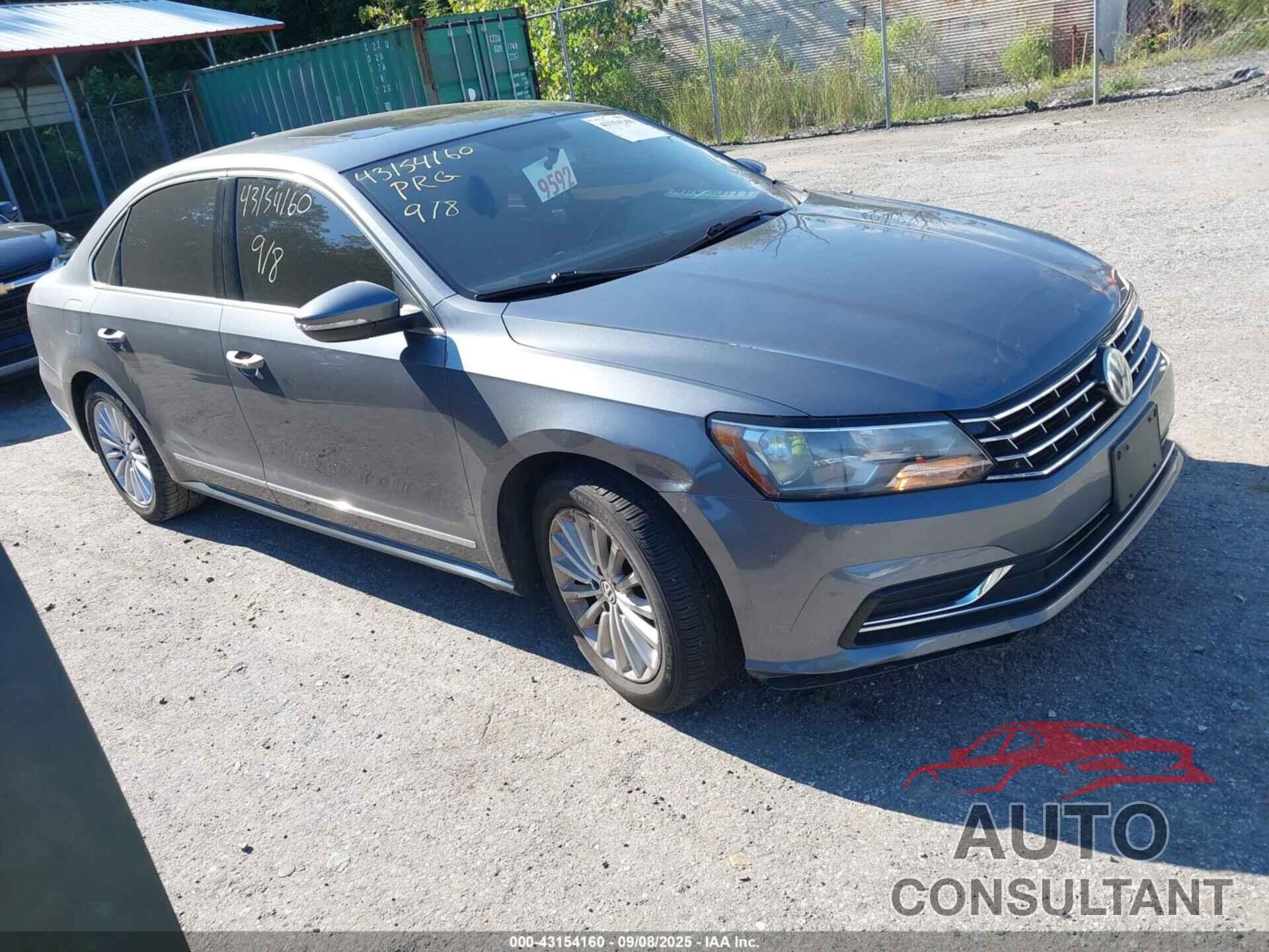 VOLKSWAGEN PASSAT 2017 - 1VWBT7A33HC033874