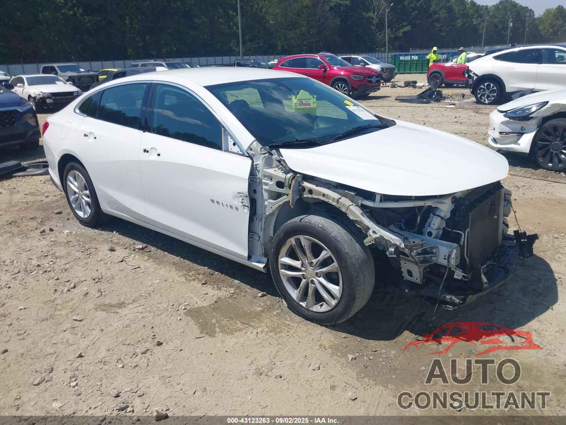 CHEVROLET MALIBU 2017 - 1G1ZE5ST2HF267462