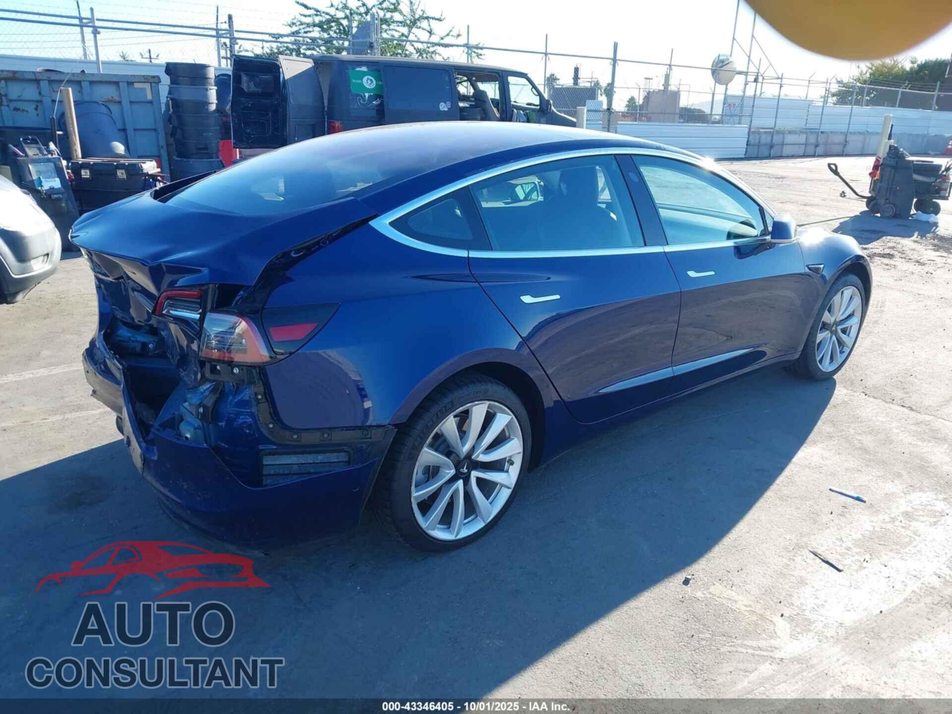 TESLA MODEL 3 2018 - 5YJ3E1EA8JF012275