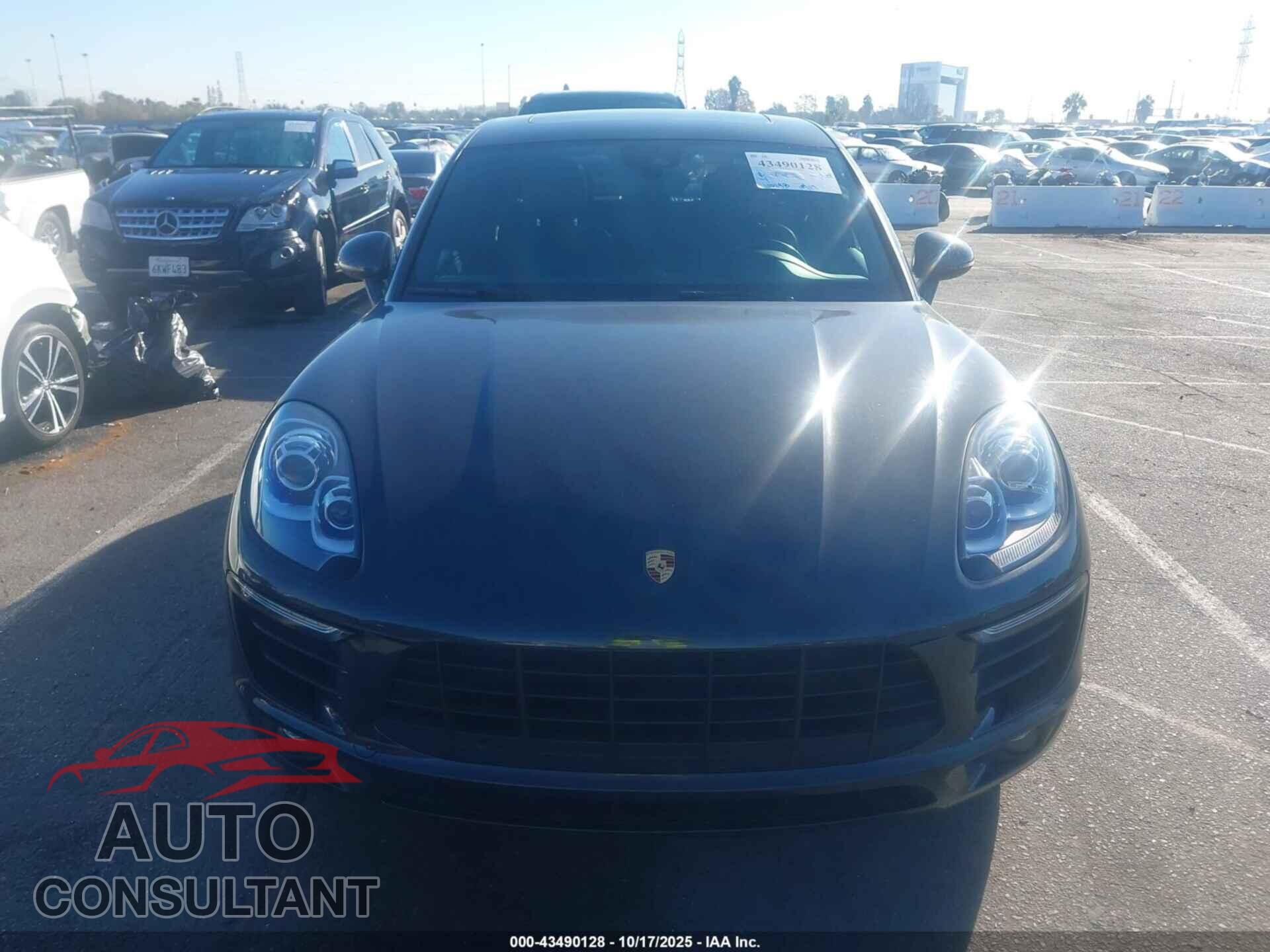 PORSCHE MACAN 2017 - WP1AA2A56HLB08834