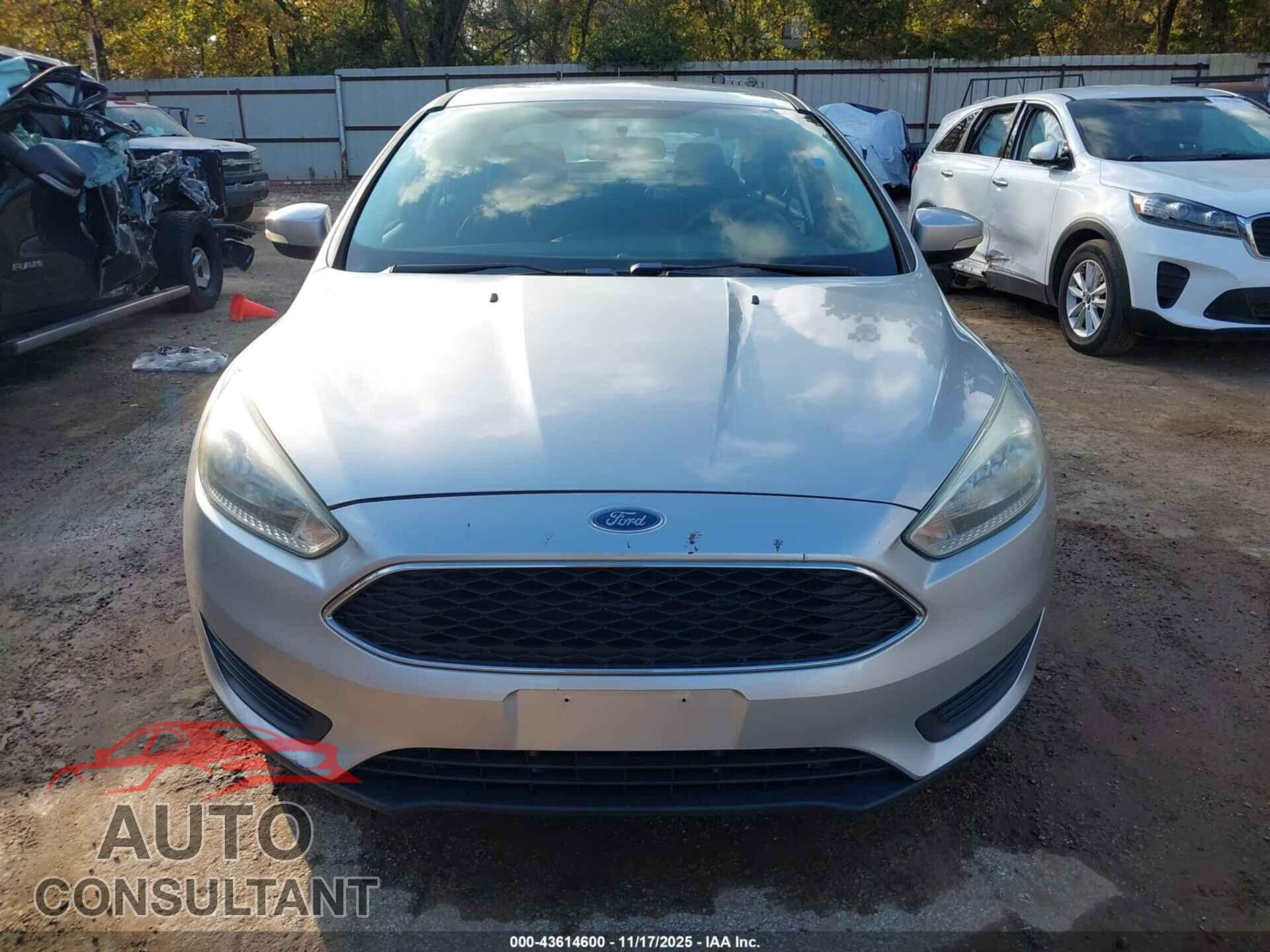 FORD FOCUS 2015 - 1FADP3F2XFL347193
