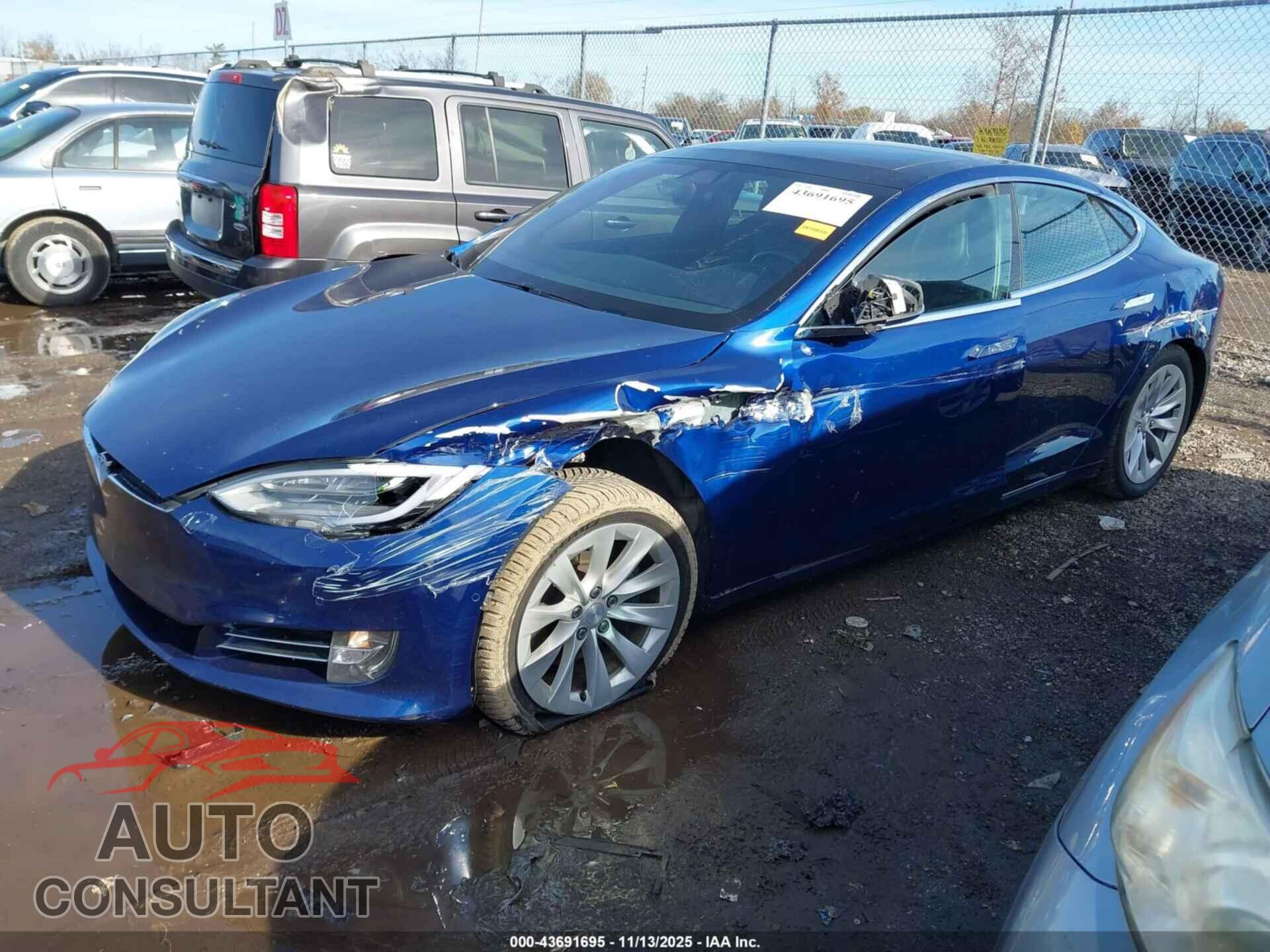 TESLA MODEL S 2018 - 5YJSA1E23JF243133