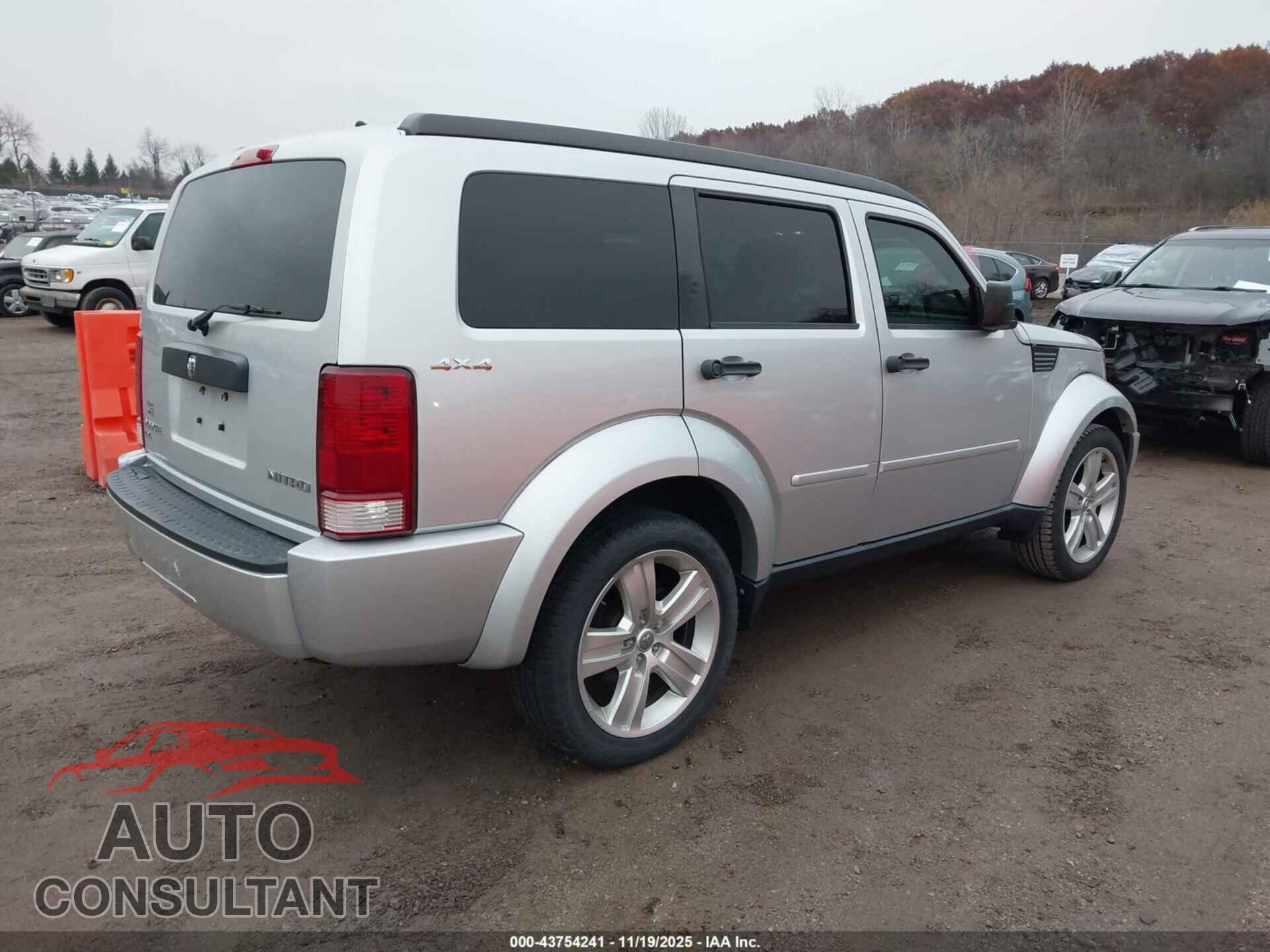 DODGE NITRO 2011 - 1D4PU4GX9BW537837