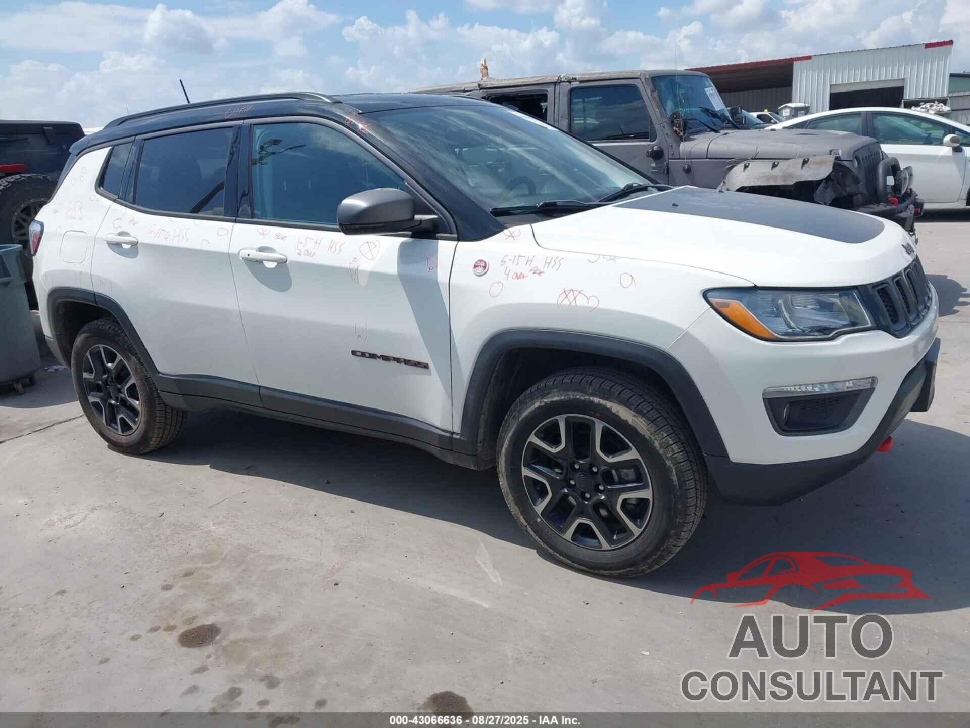 JEEP COMPASS 2019 - 3C4NJDDB2KT766386