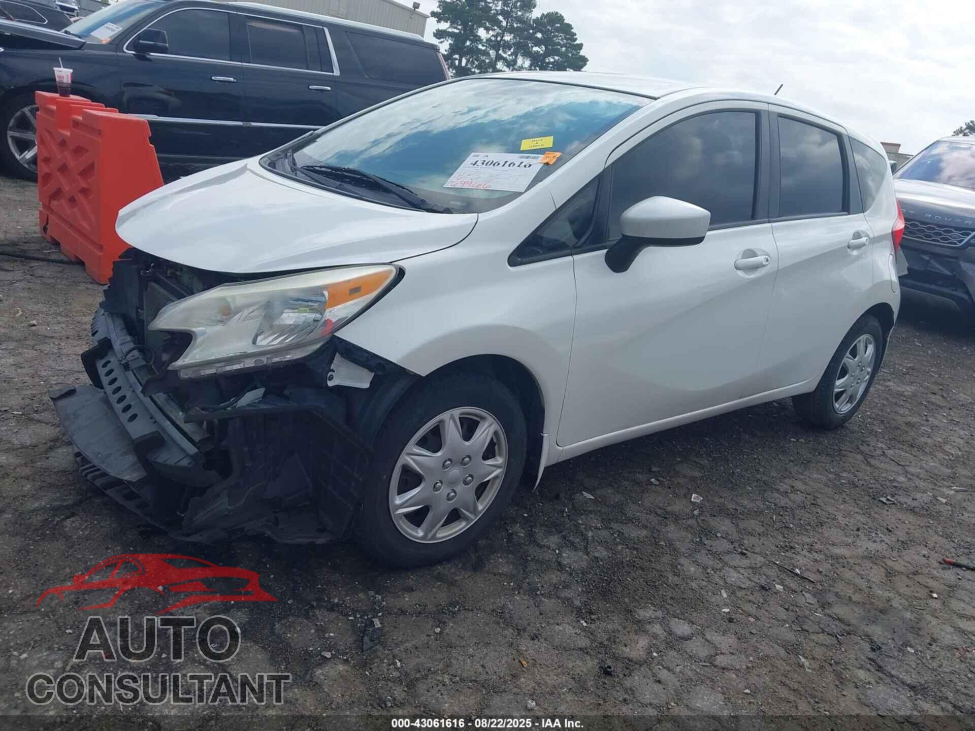 NISSAN VERSA NOTE 2015 - 3N1CE2CP0FL382385