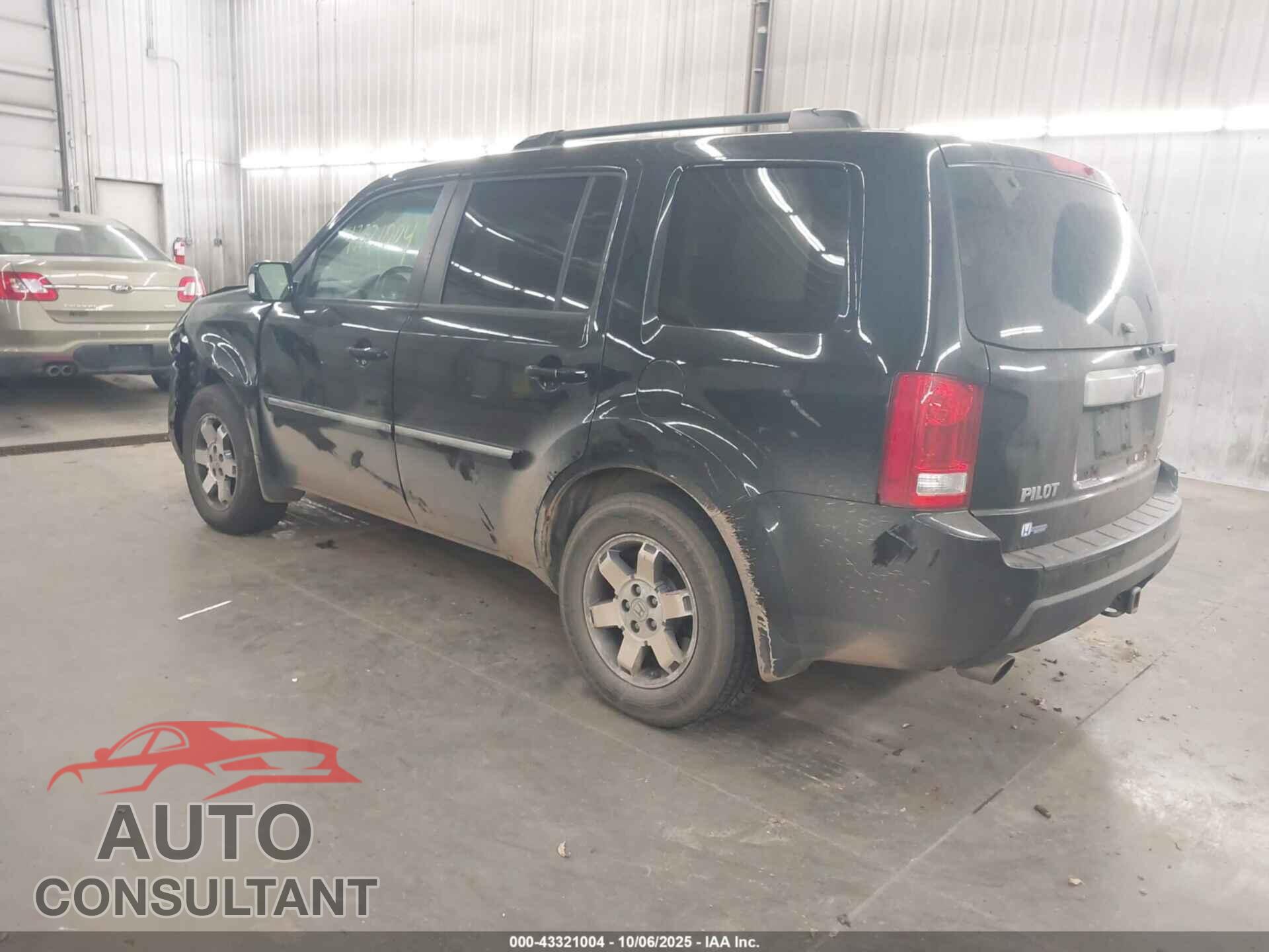 HONDA PILOT 2011 - 5FNYF4H92BB017544