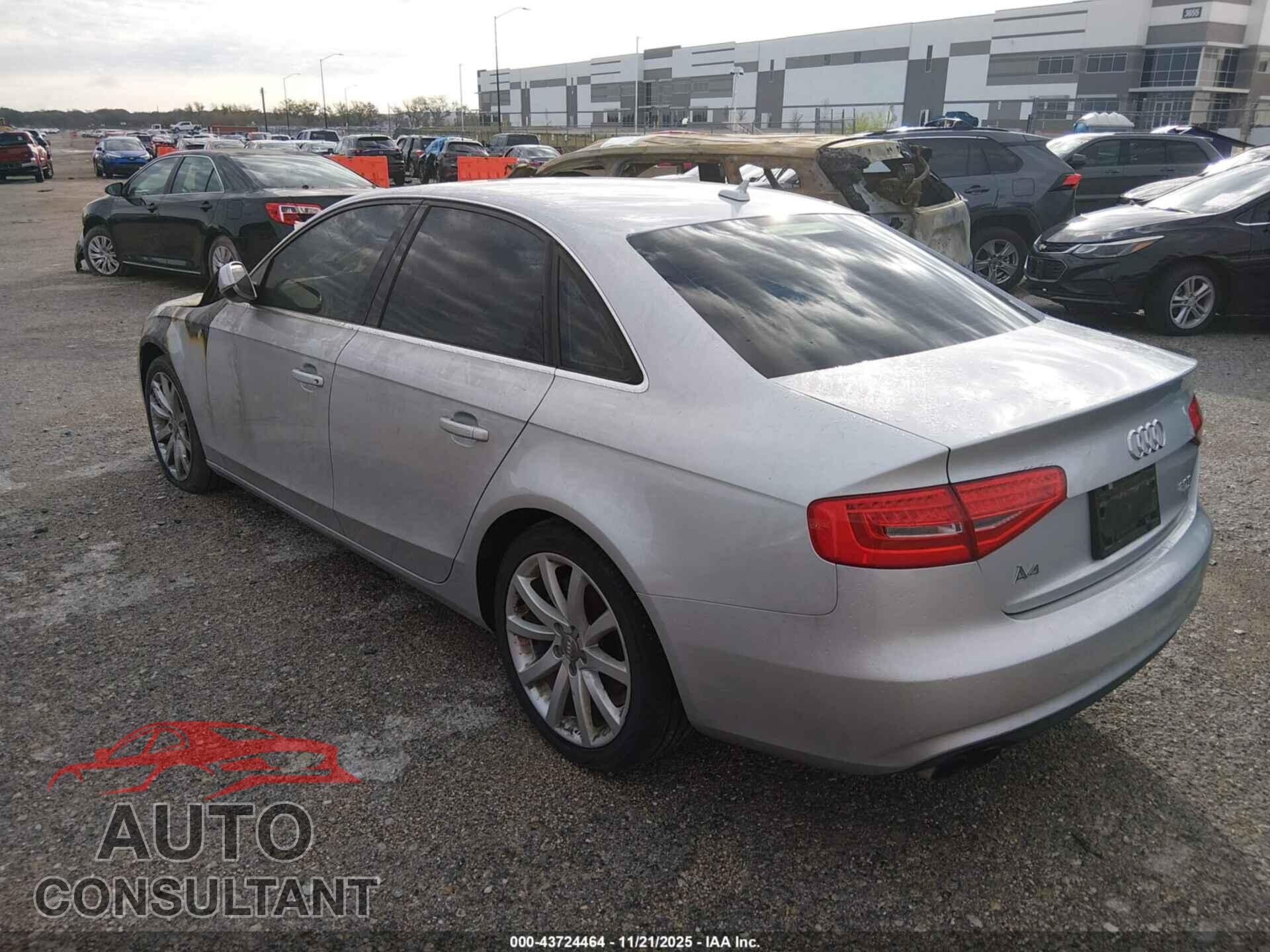 AUDI A4 2013 - WAUFFAFL7DN003581