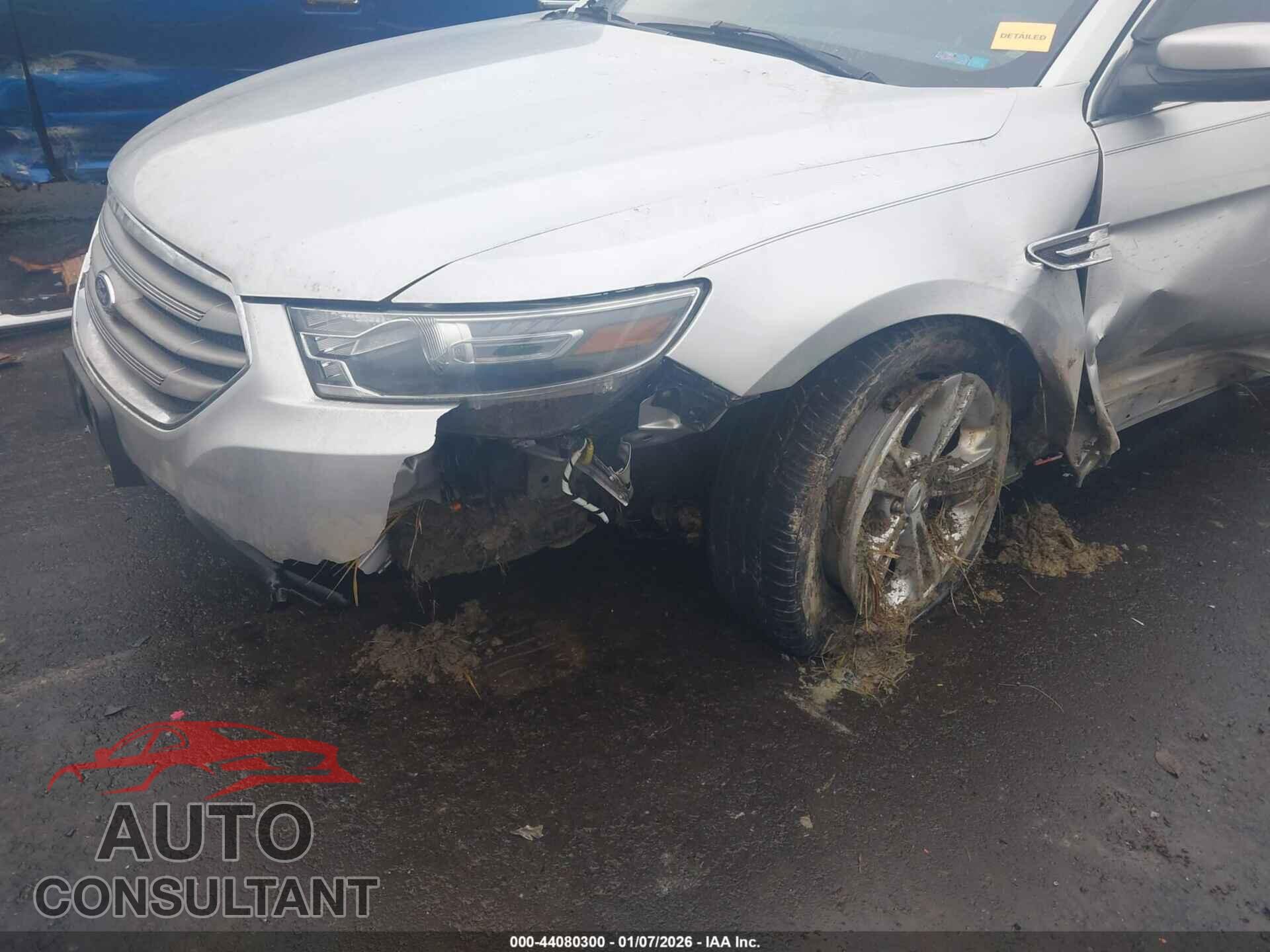 FORD TAURUS 2015 - 1FAHP2E88FG192041