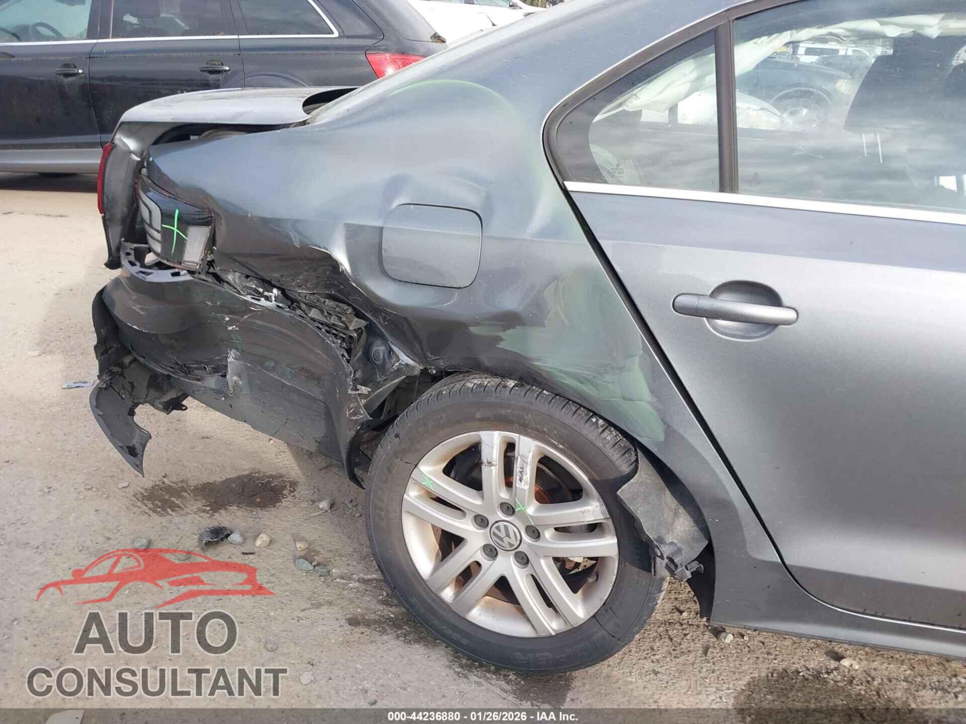 VOLKSWAGEN JETTA 2017 - 3VW2B7AJ1HM228694