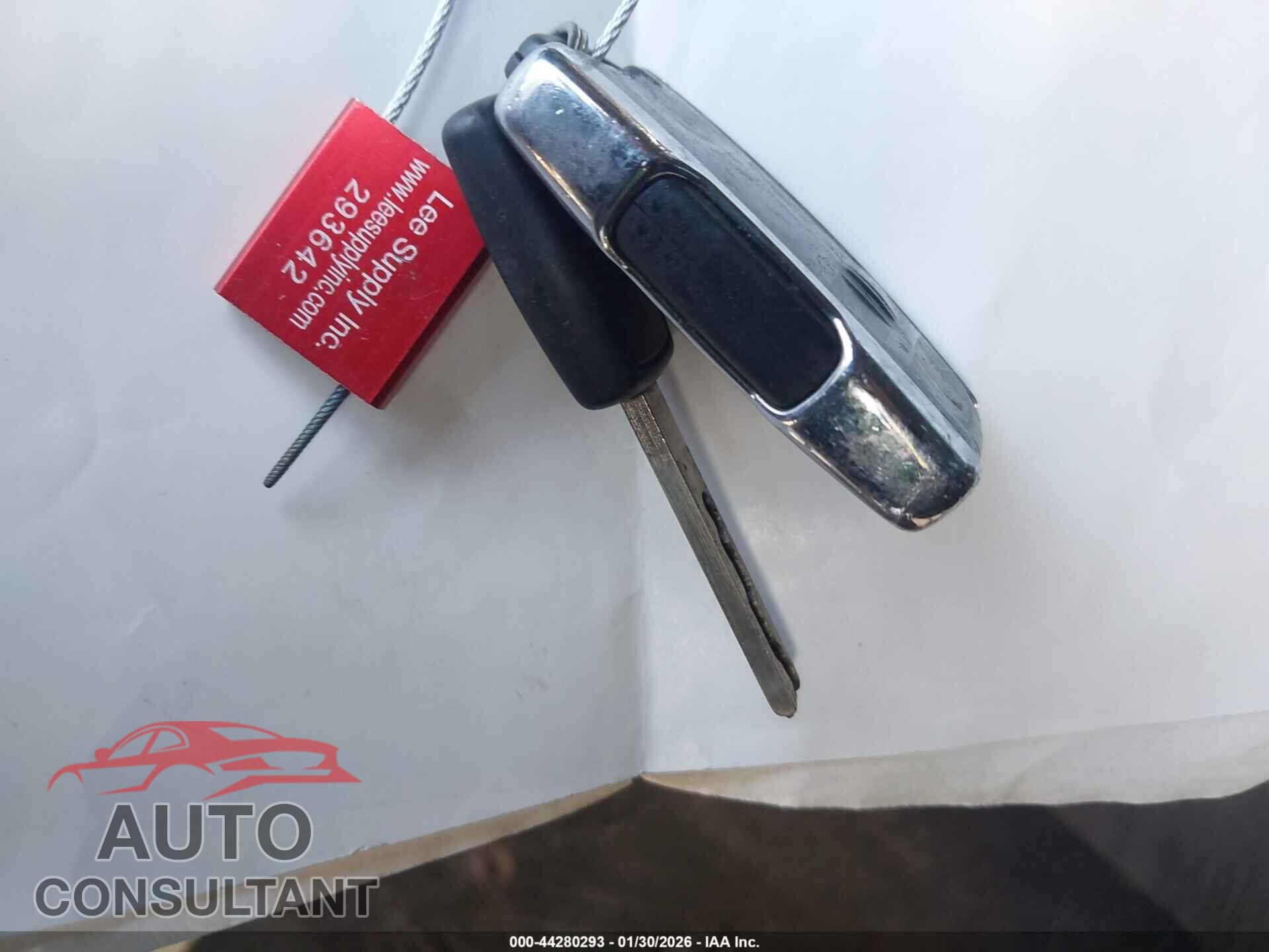 CHEVROLET SILVERADO 1500 2014 - 3GCUKSEC5EG279281