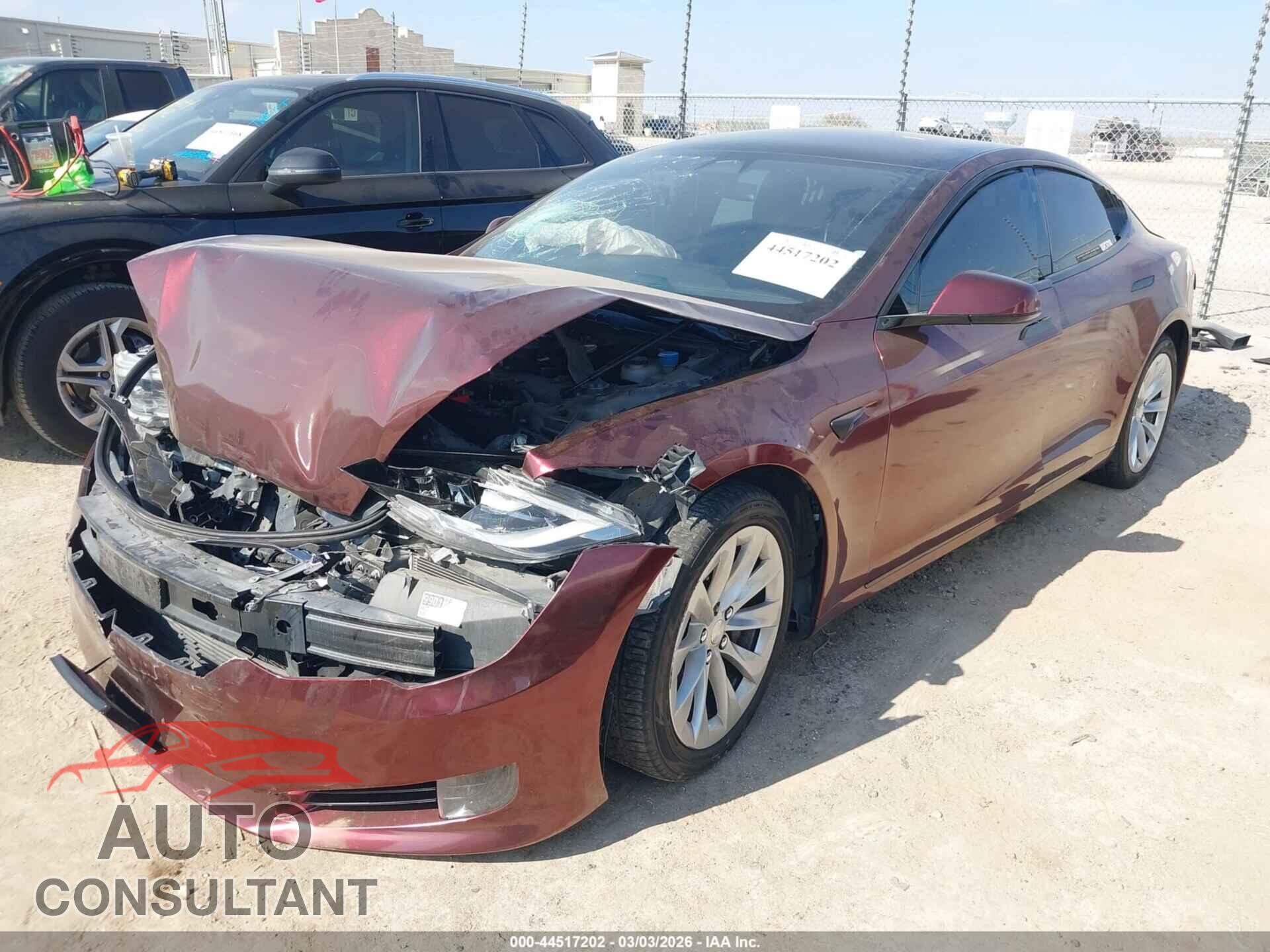 TESLA MODEL S 2017 - 5YJSA1E10HF197147