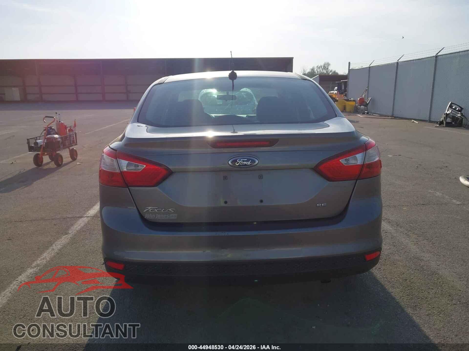 FORD FOCUS 2014 - 1FADP3F23EL297624