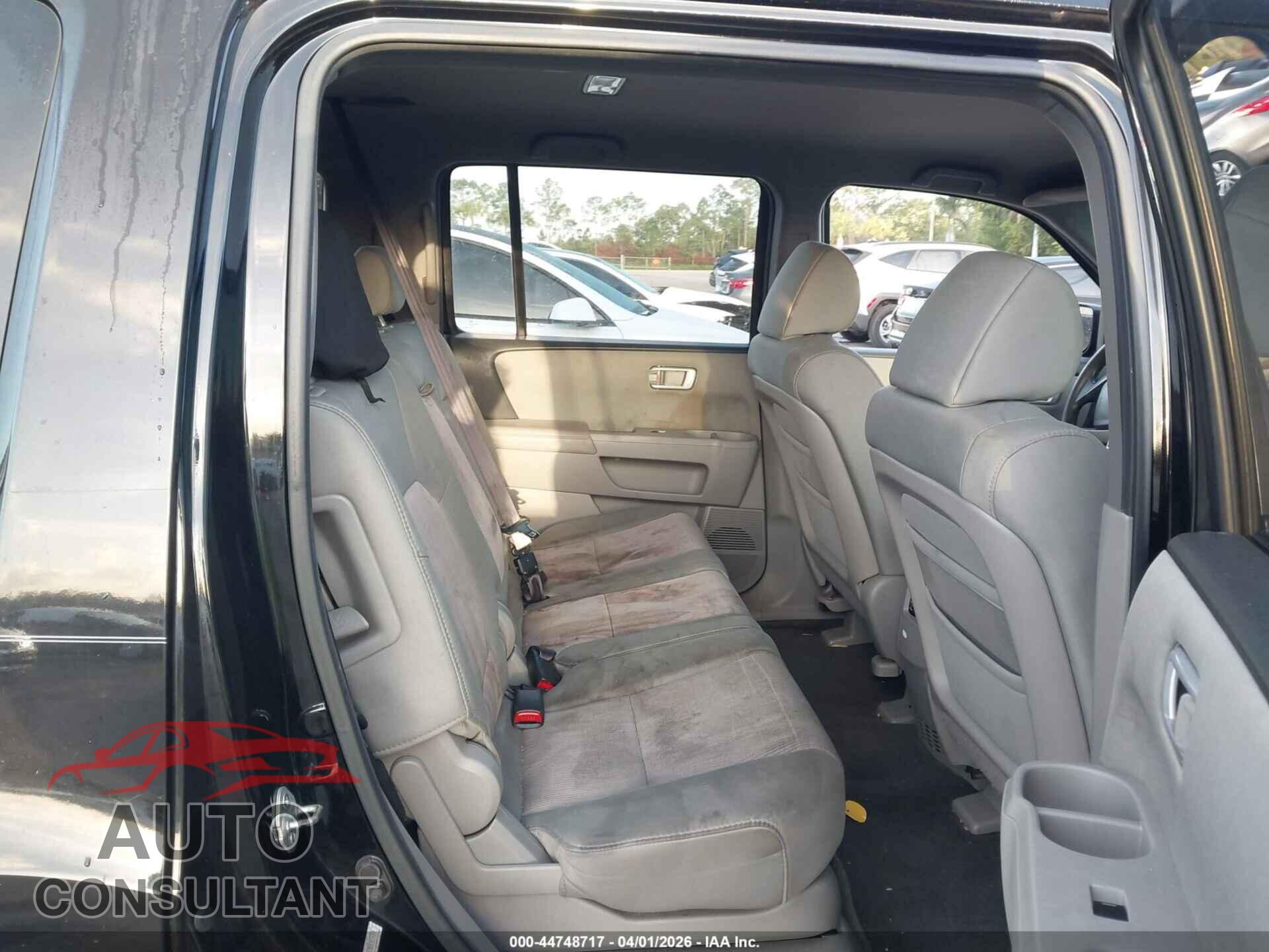 HONDA PILOT 2011 - 5FNYF3H47BB051459