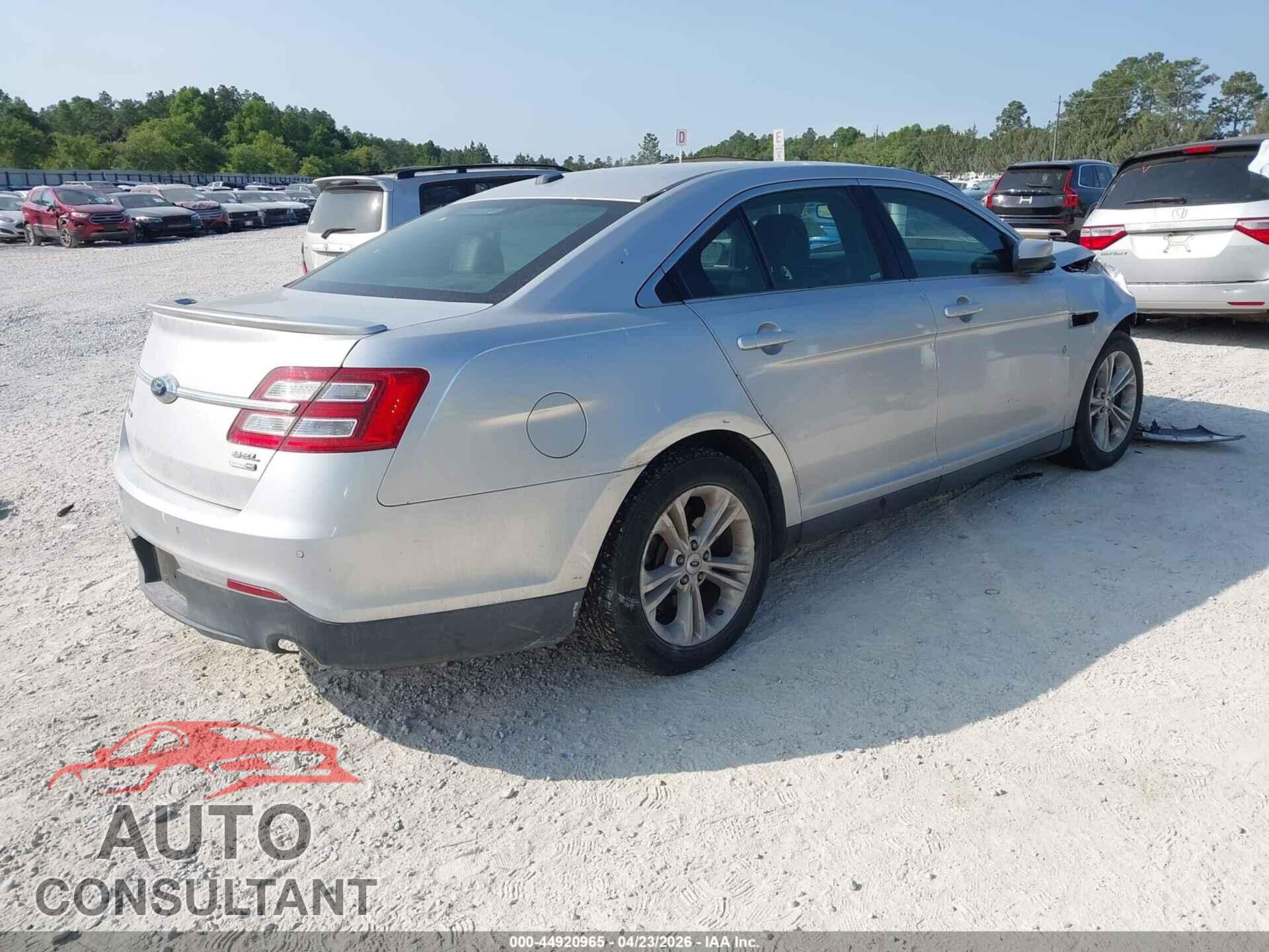 FORD TAURUS 2017 - 1FAHP2H84HG114807