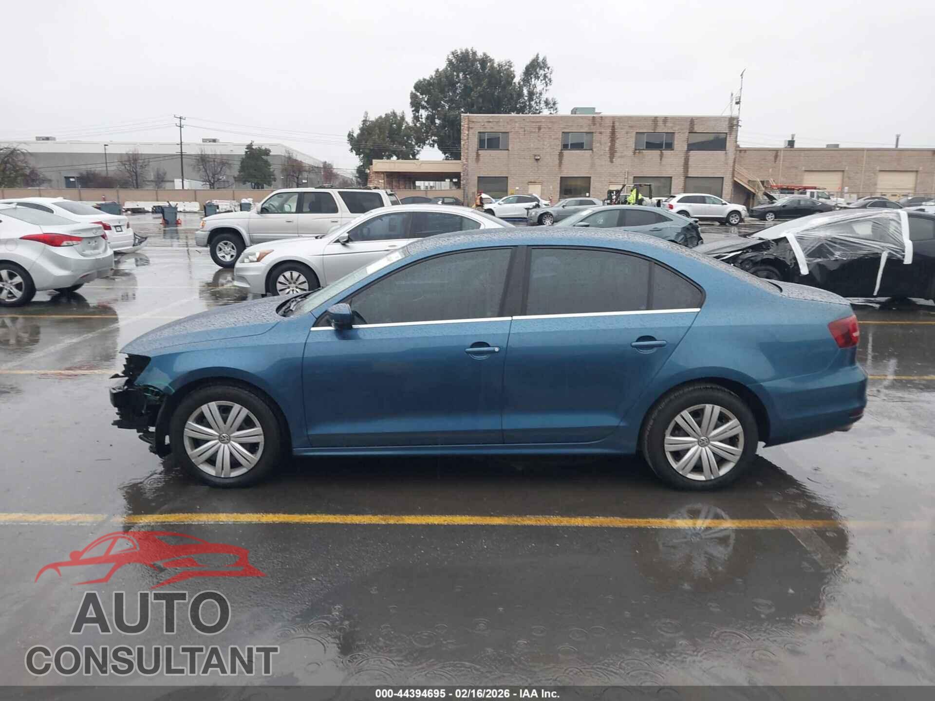 VOLKSWAGEN JETTA 2017 - 3VW2B7AJ2HM224668