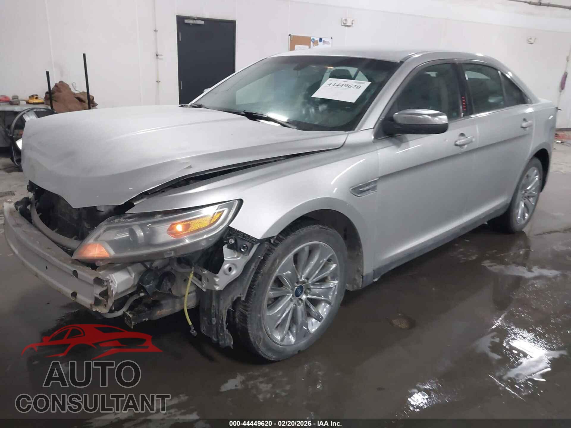 FORD TAURUS 2010 - 1FAHP2FW7AG122312