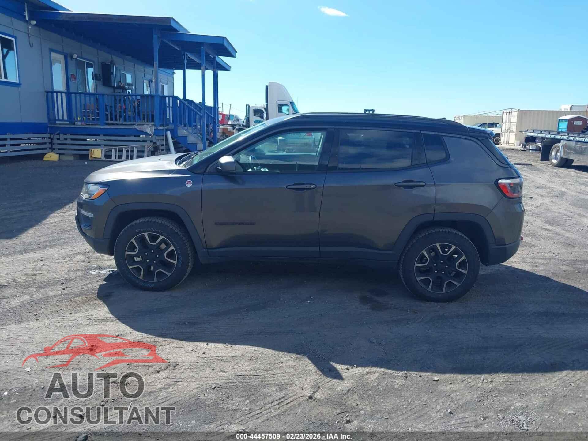 JEEP COMPASS 2019 - 3C4NJDDB4KT618255