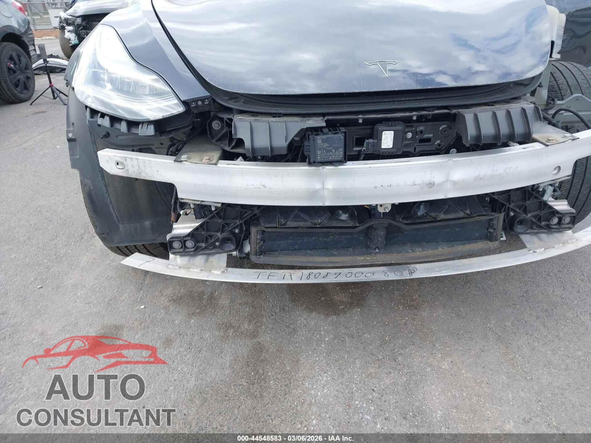 TESLA MODEL 3 2018 - 5YJ3E1EA2JF013390