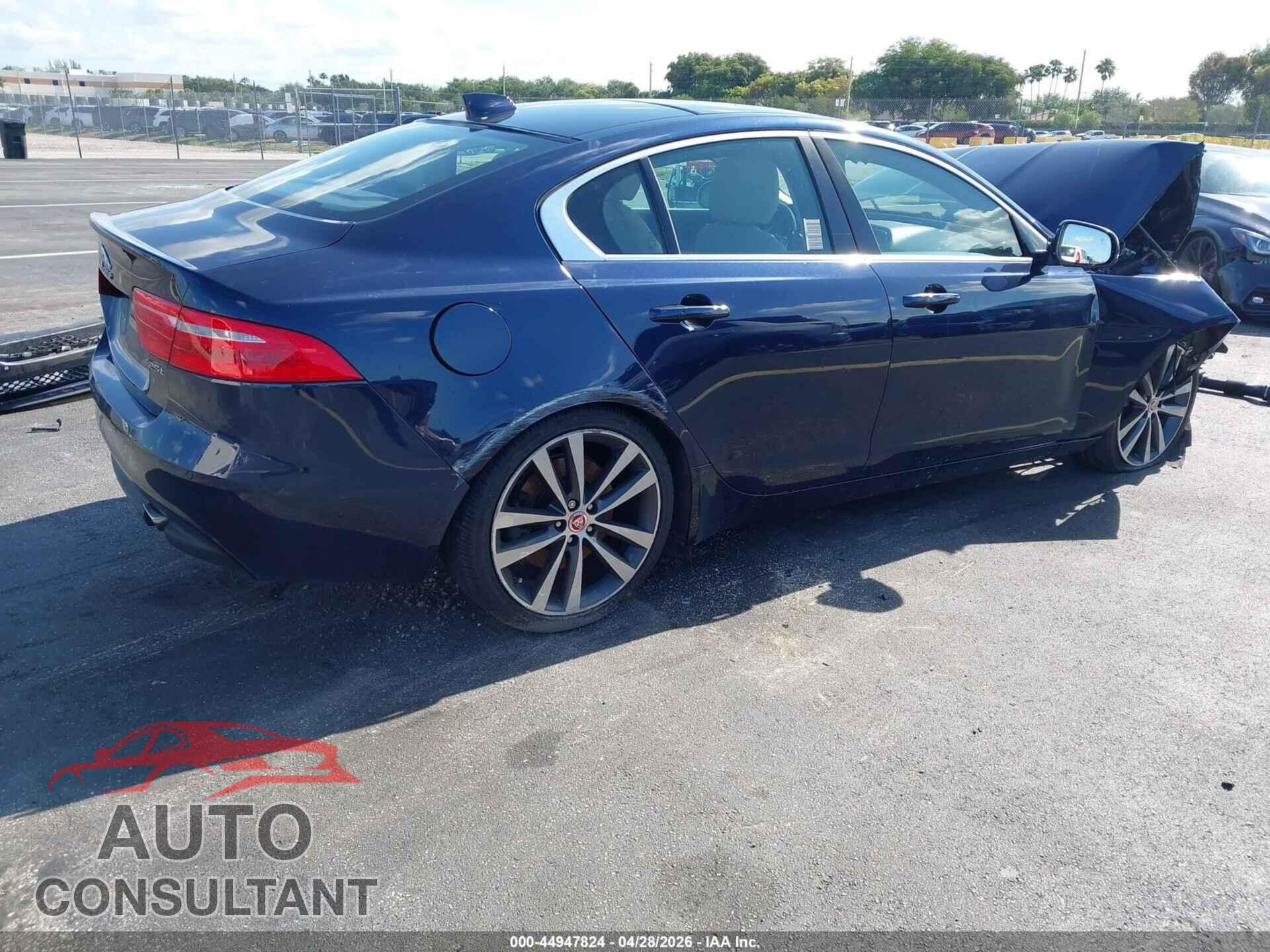 JAGUAR XE 2017 - SAJAE4BG8HA969060