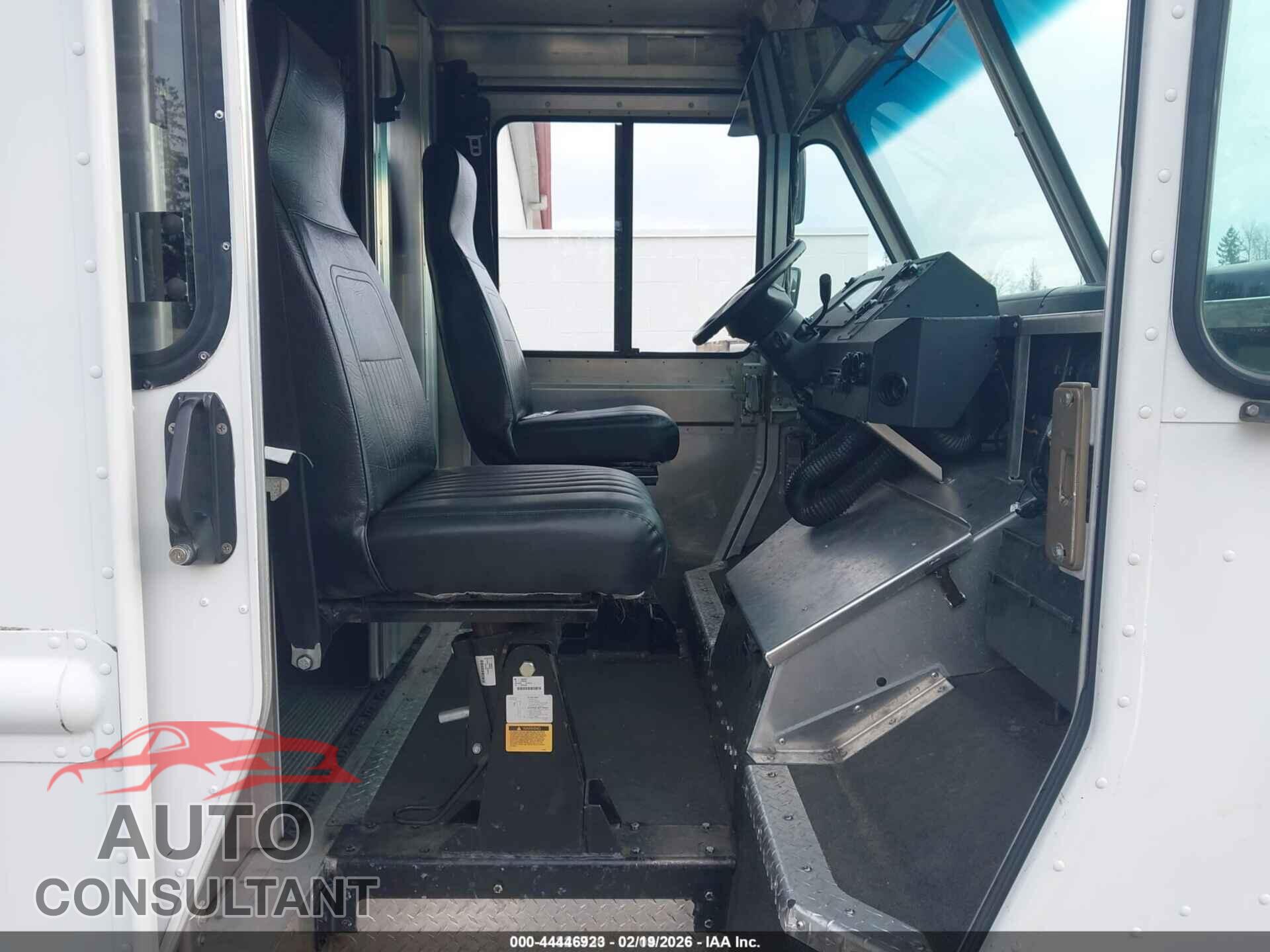 FORD E-350 STRIPPED 2016 - 1FC3E3KL2GDC12747