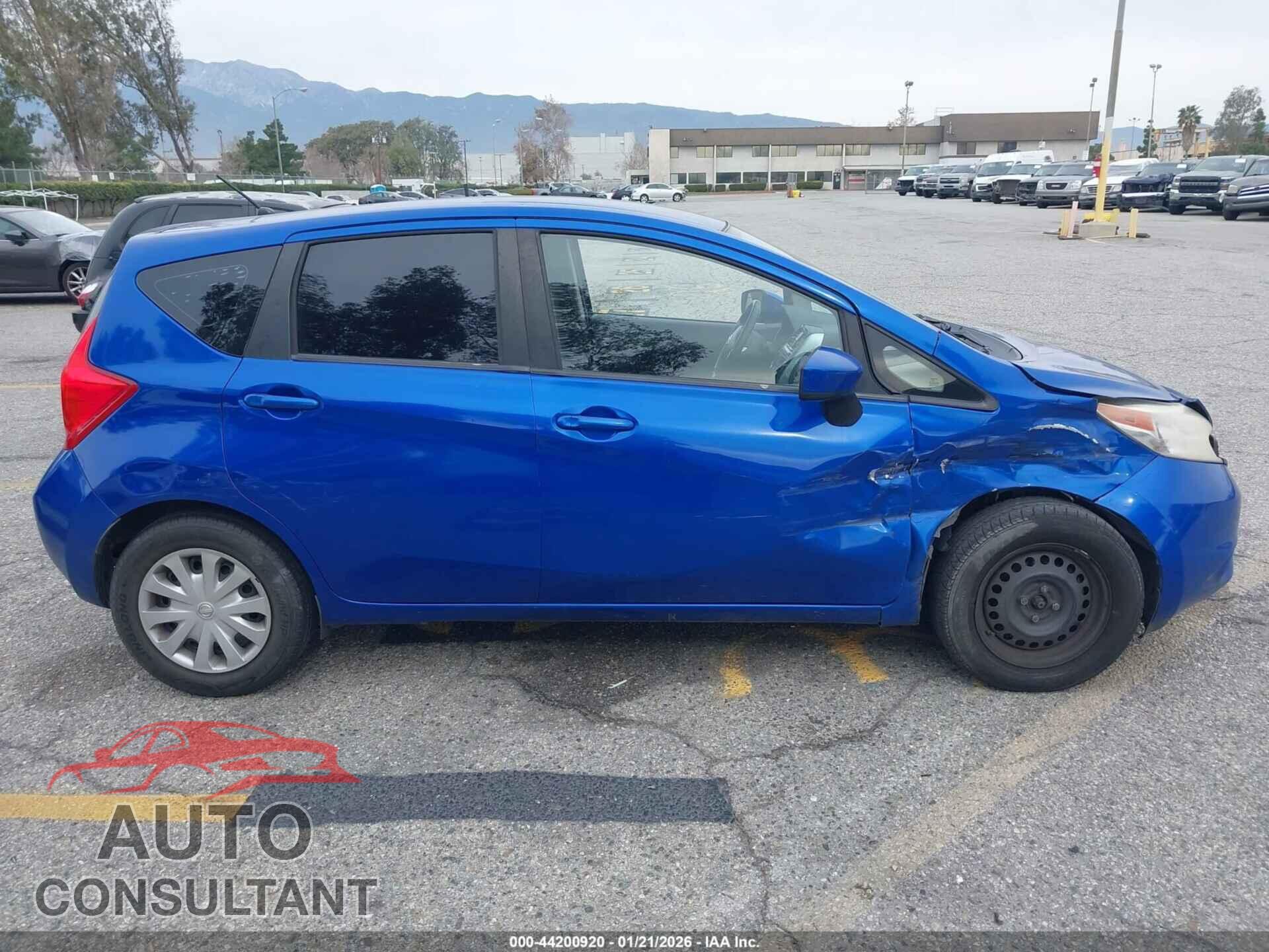 NISSAN VERSA NOTE 2015 - 3N1CE2CP2FL366558