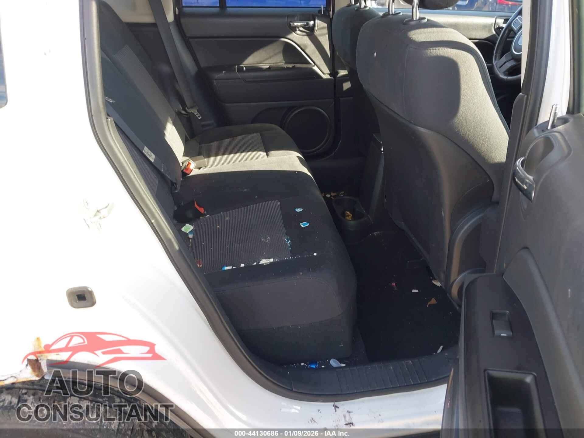 JEEP COMPASS 2011 - 1J4NF1FB0BD244630