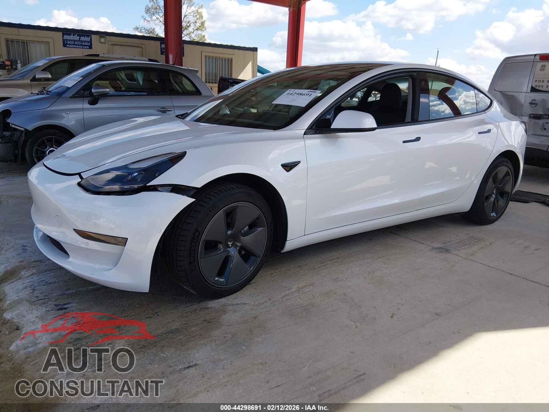 TESLA MODEL 3 2021 - 5YJ3E1EA2MF096825