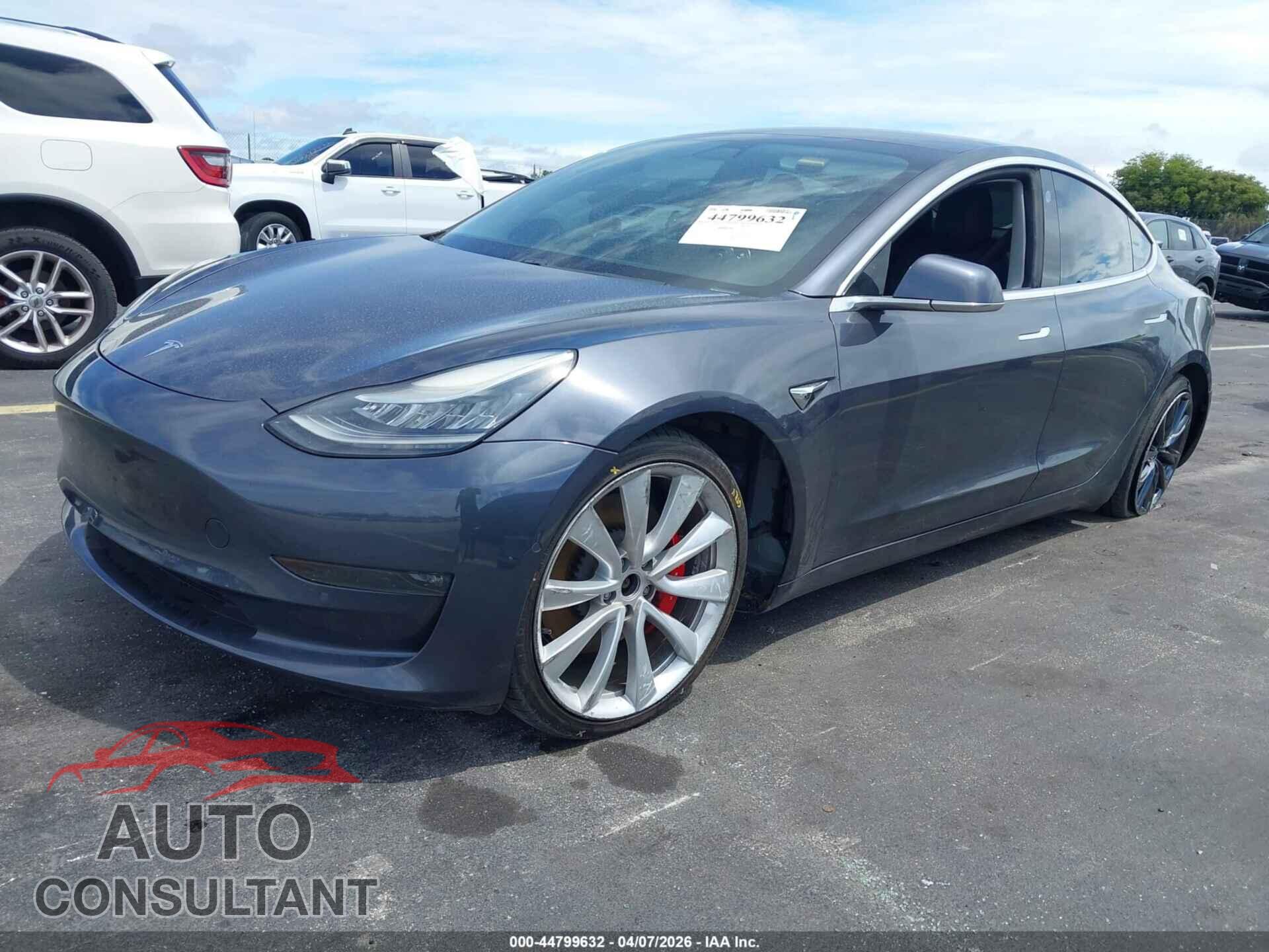 TESLA MODEL 3 2018 - 5YJ3E1EB7JF083279