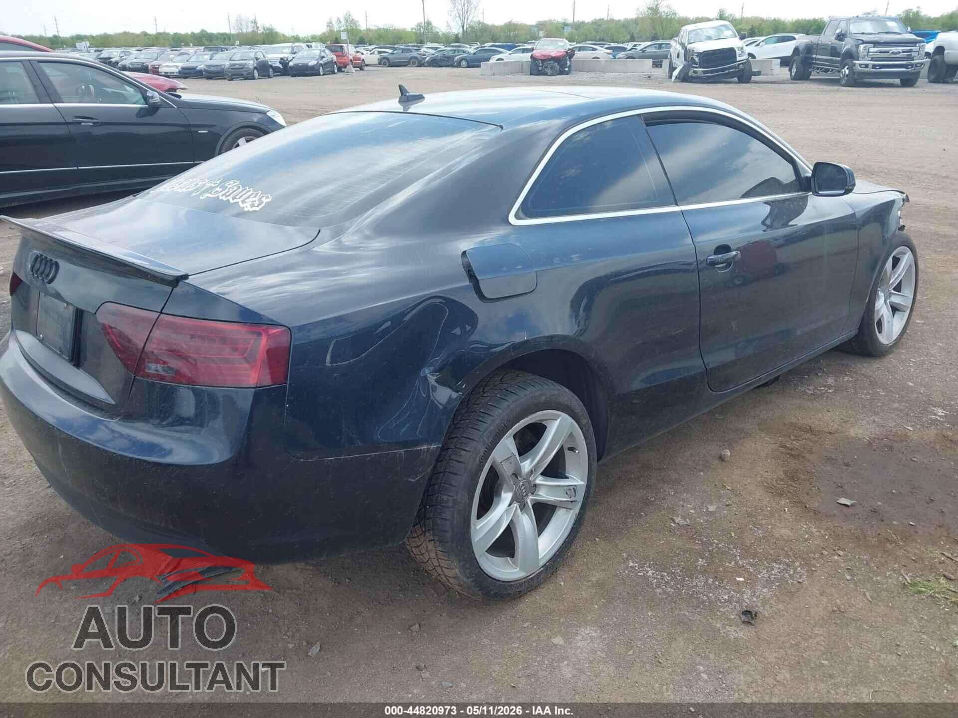 AUDI A5 2013 - WAUGFAFR3DA028185