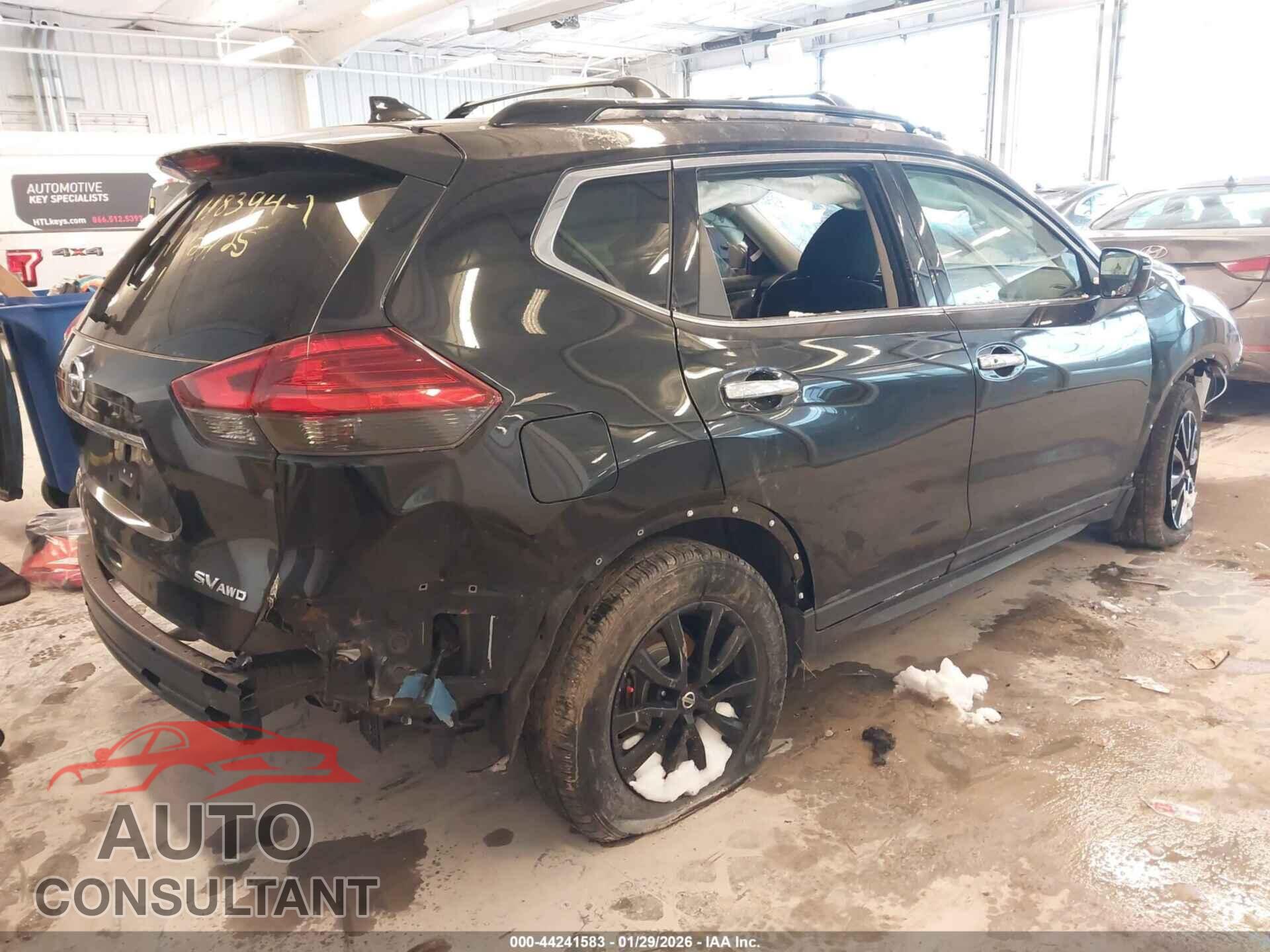 NISSAN ROGUE 2017 - 5N1AT2MV5HC826247