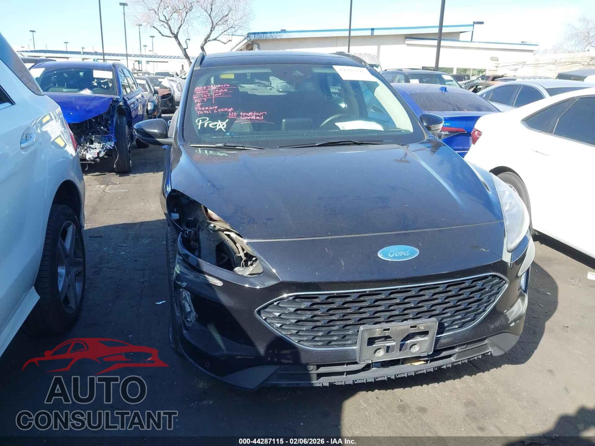 FORD ESCAPE 2020 - 1FMCU9J92LUA11450