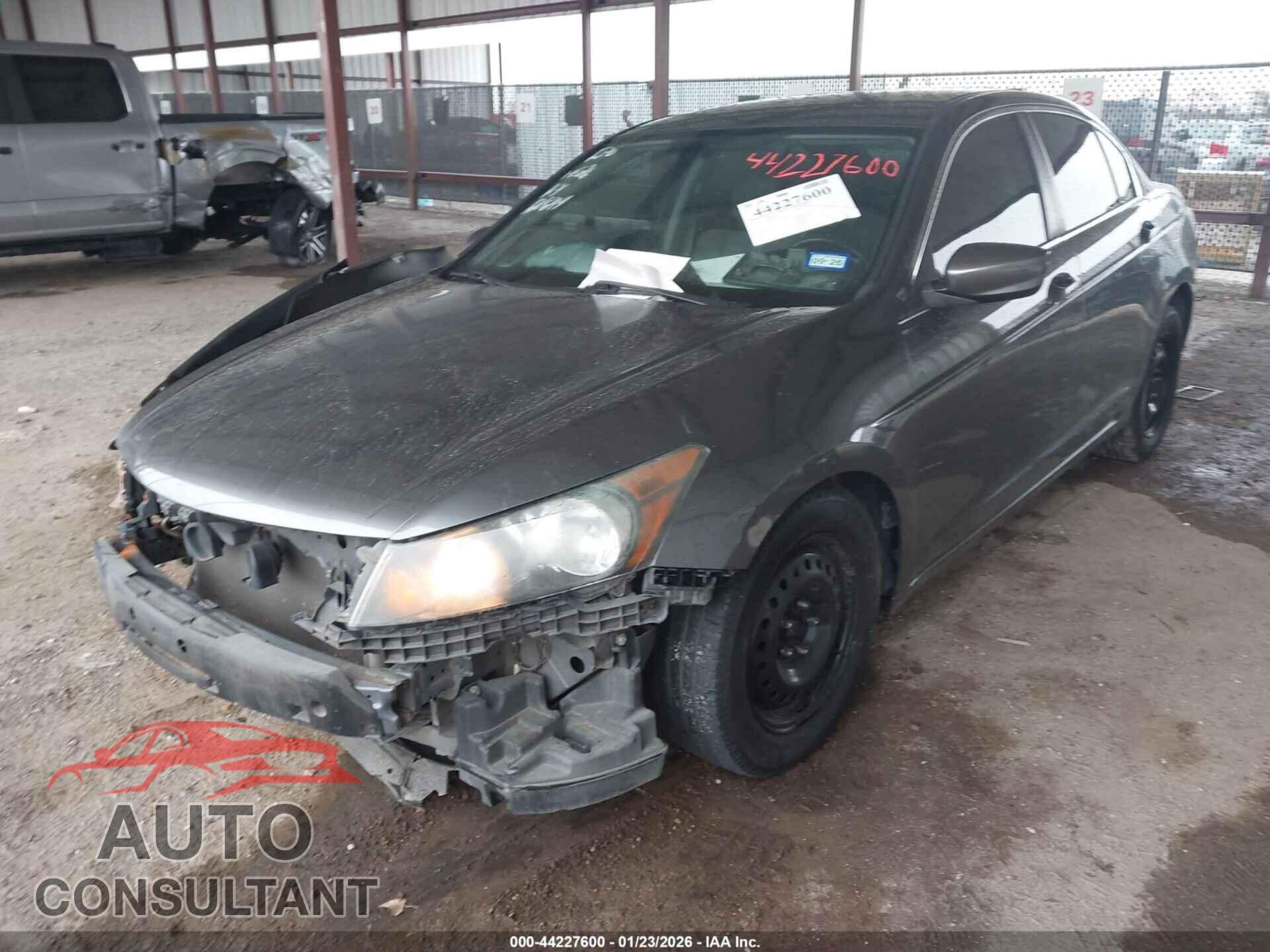 HONDA ACCORD 2011 - 1HGCP2F38BA100853
