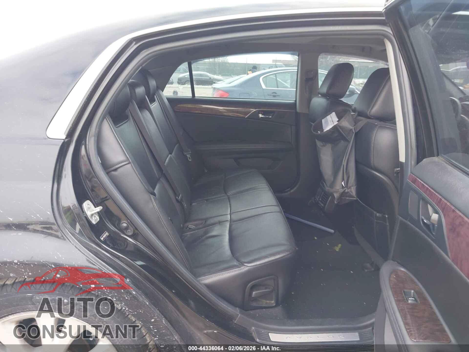 TOYOTA AVALON 2012 - 4T1BK3DB2CU450077