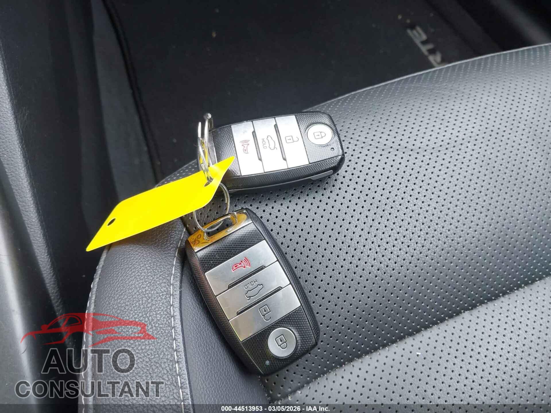 KIA FORTE 2017 - 3KPFL4A86HE072000
