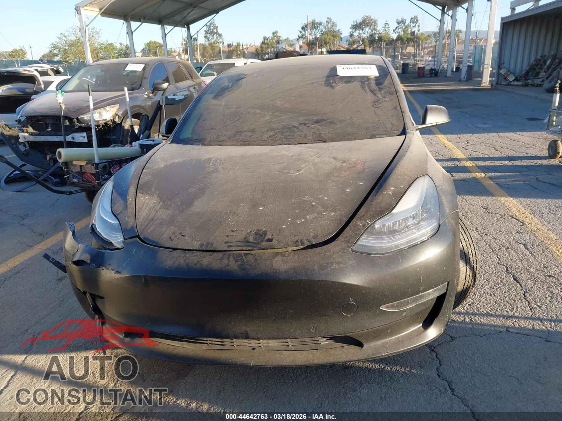 TESLA MODEL 3 2019 - 5YJ3E1EA7KF396423