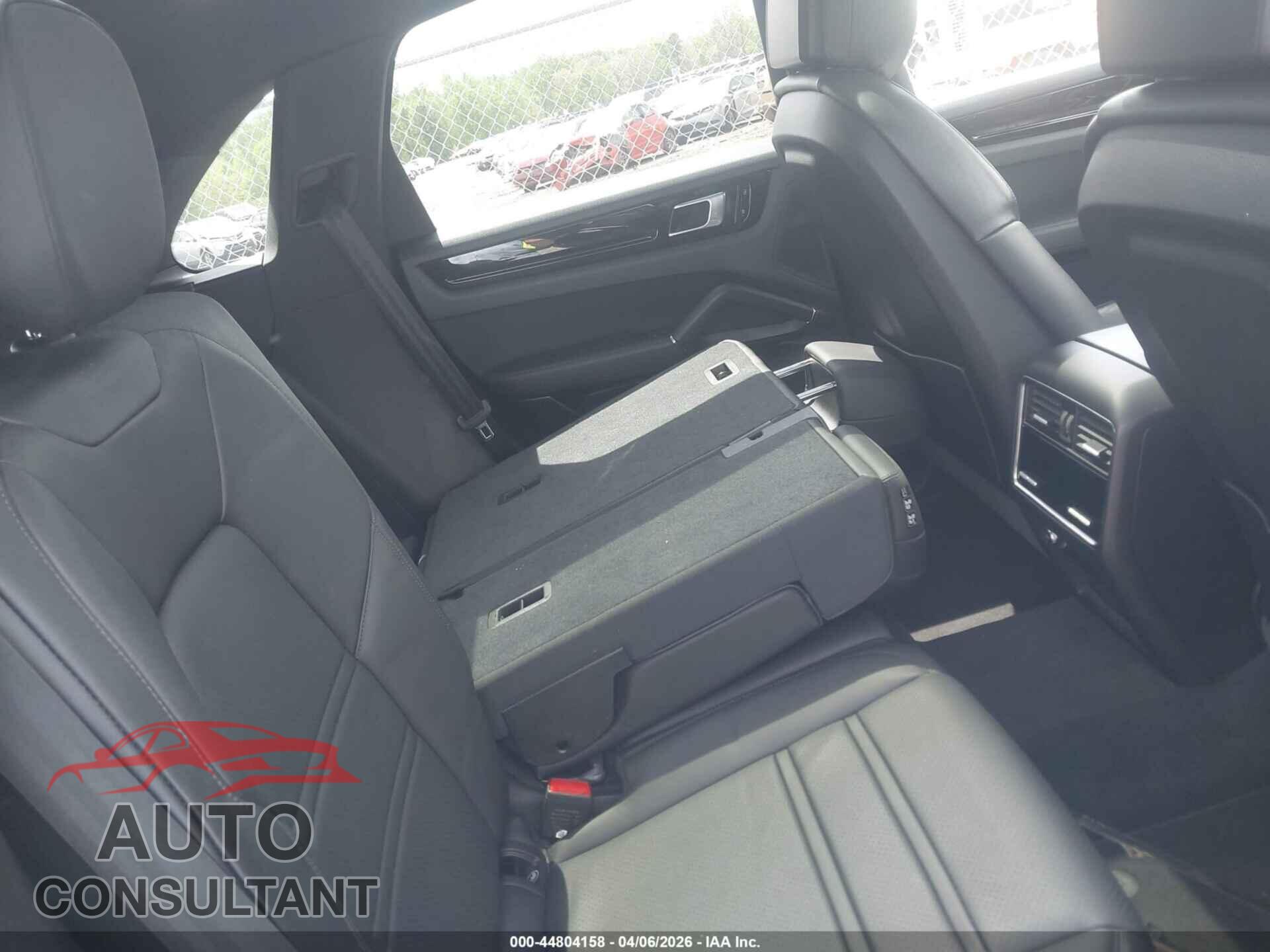 PORSCHE CAYENNE 2019 - WP1AB2AY4KDA64602