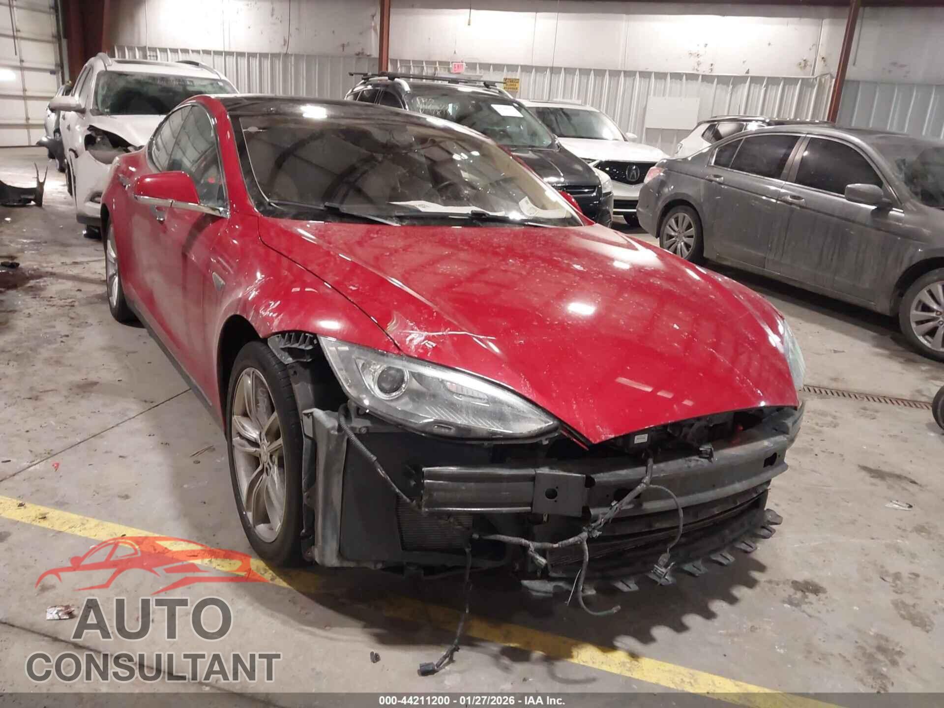 TESLA MODEL S 2014 - 5YJSA1H17EFP53039