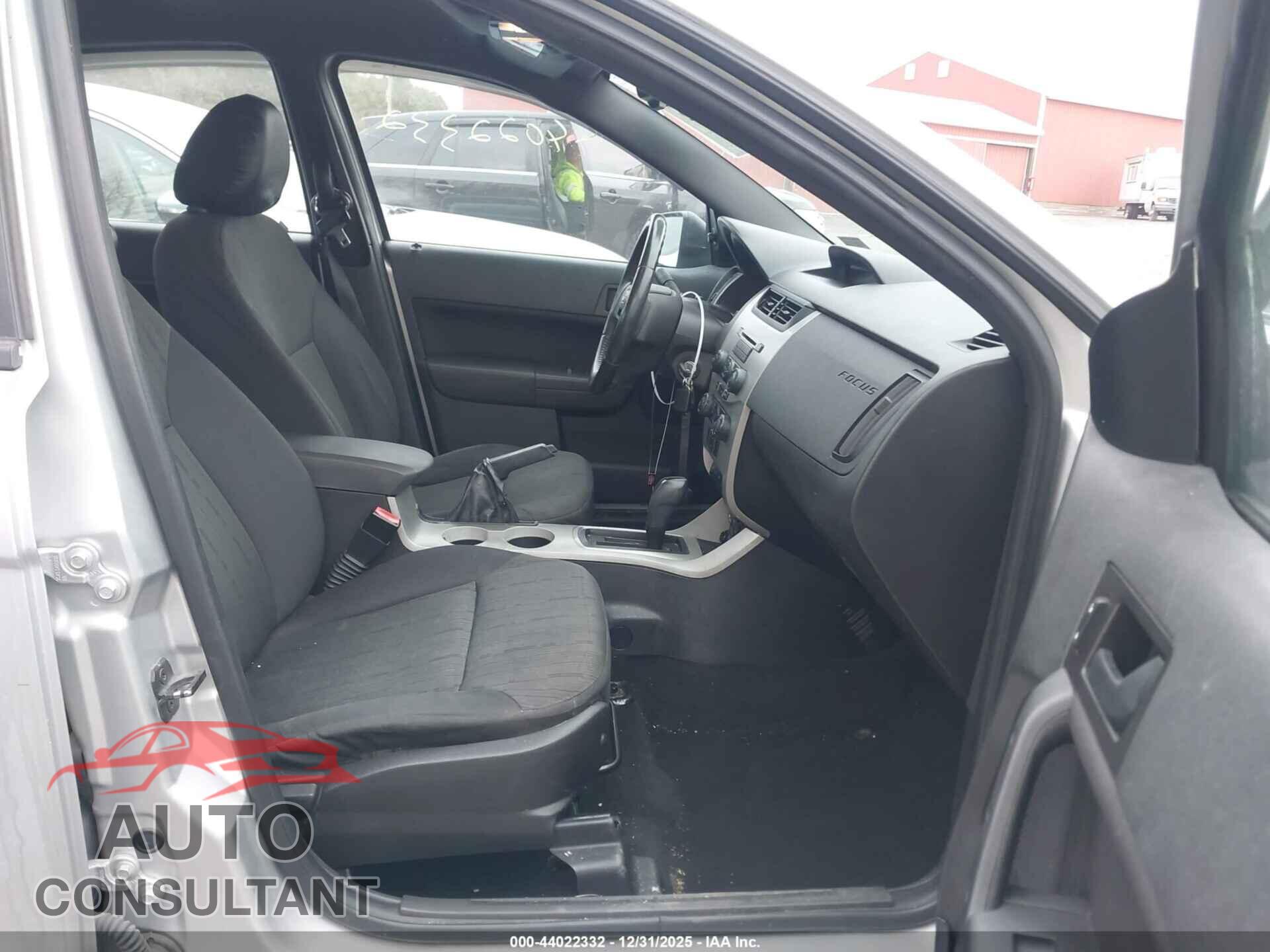 FORD FOCUS 2011 - 1FAHP3FN7BW110570