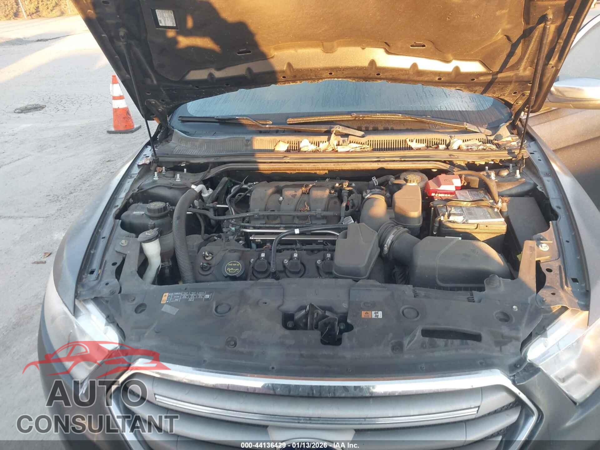 FORD TAURUS 2017 - 1FAHP2F8XHG113034