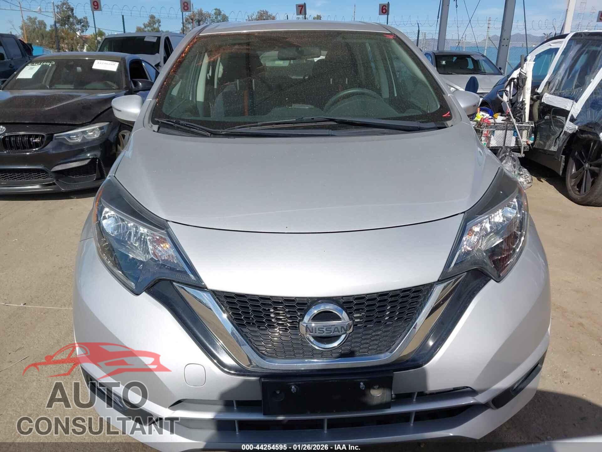 NISSAN VERSA NOTE 2017 - 3N1CE2CP0HL352127