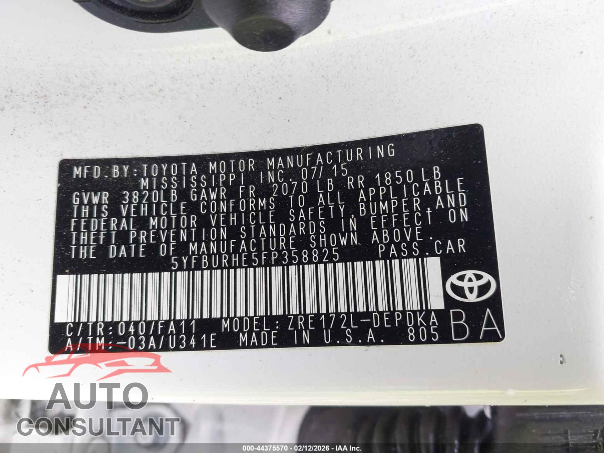 TOYOTA COROLLA 2015 - 5YFBURHE5FP358825