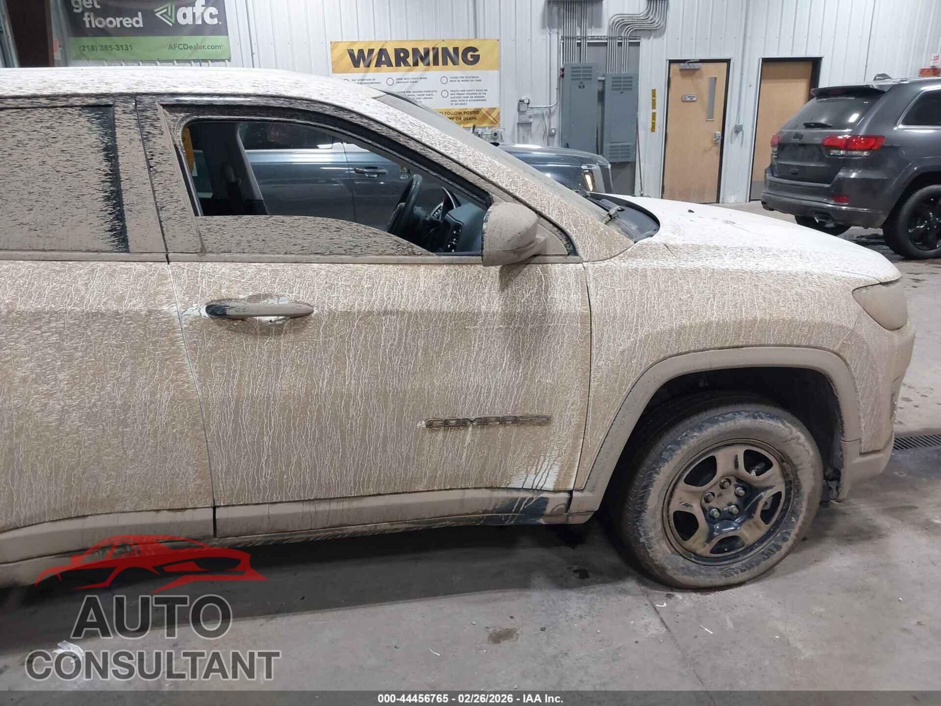 JEEP COMPASS 2020 - 3C4NJDAB2LT212237