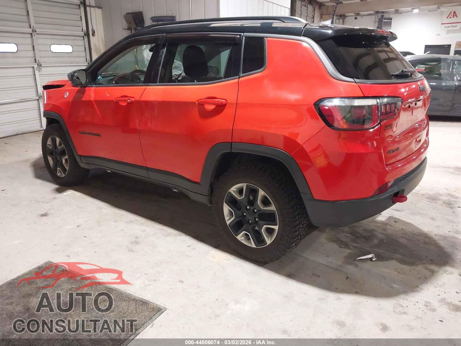 JEEP COMPASS 2018 - 3C4NJDDBXJT366509