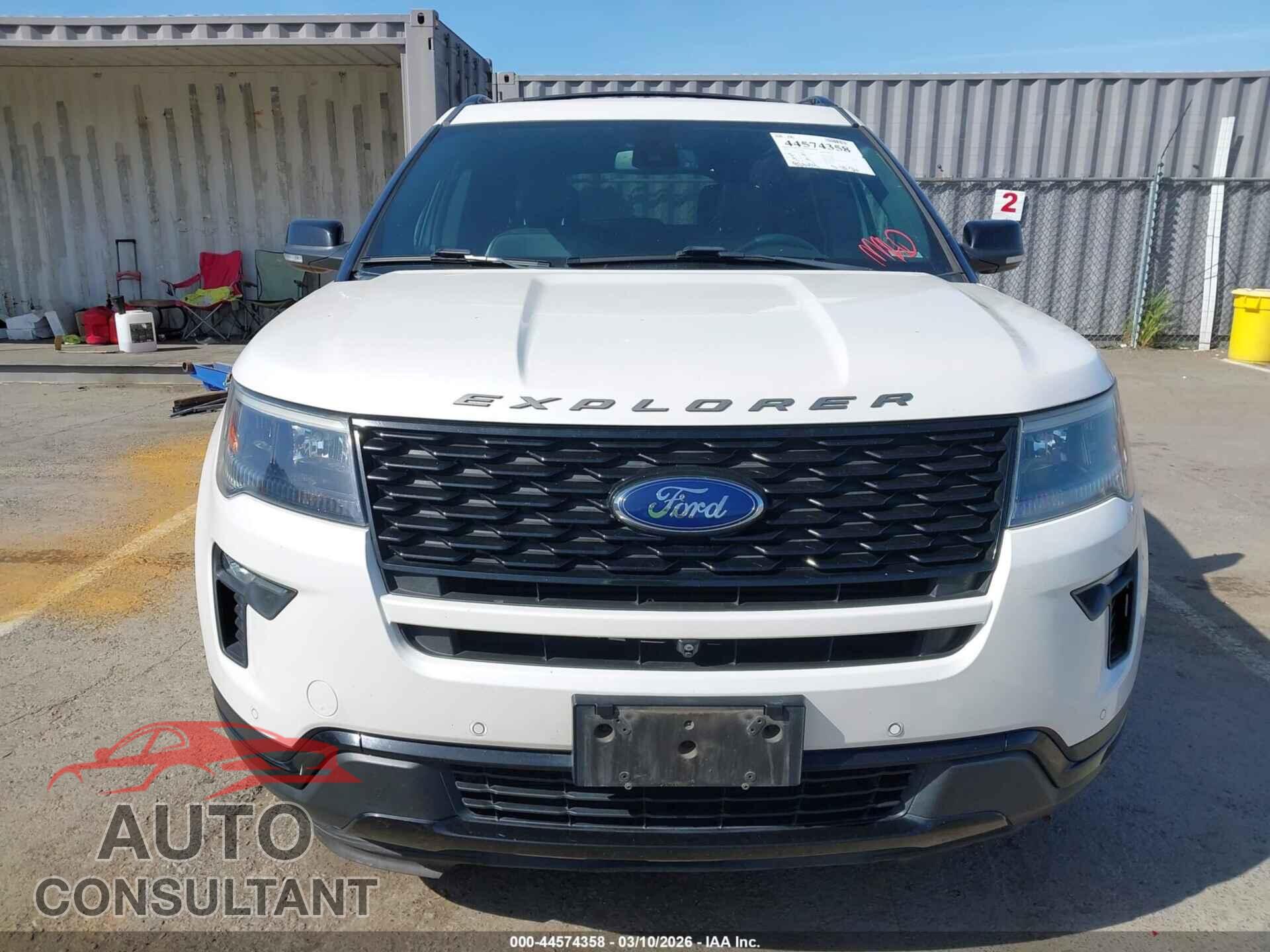 FORD EXPLORER 2018 - 1FM5K8GT5JGB80143