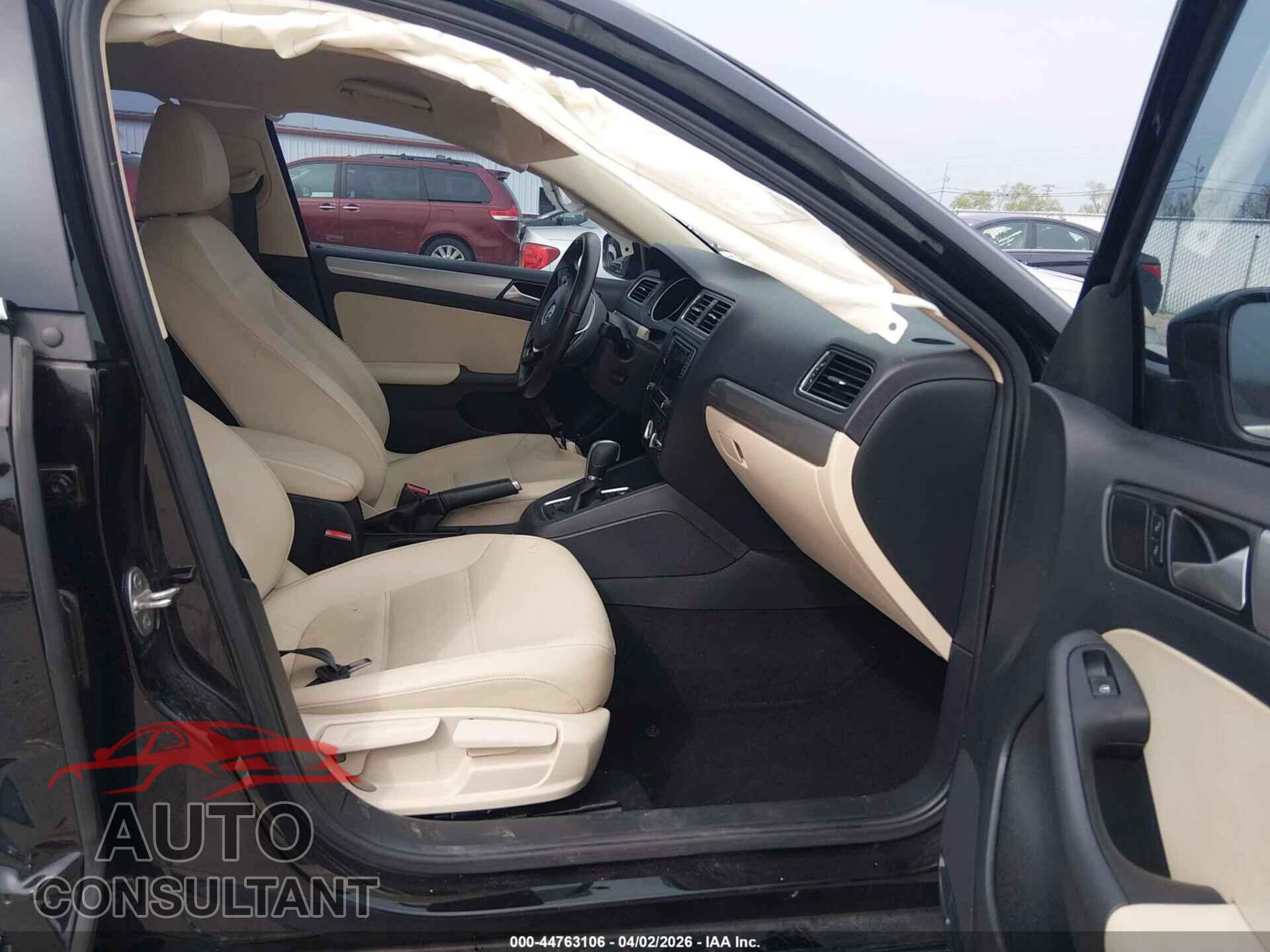 VOLKSWAGEN JETTA 2017 - 3VWDB7AJ6HM290729
